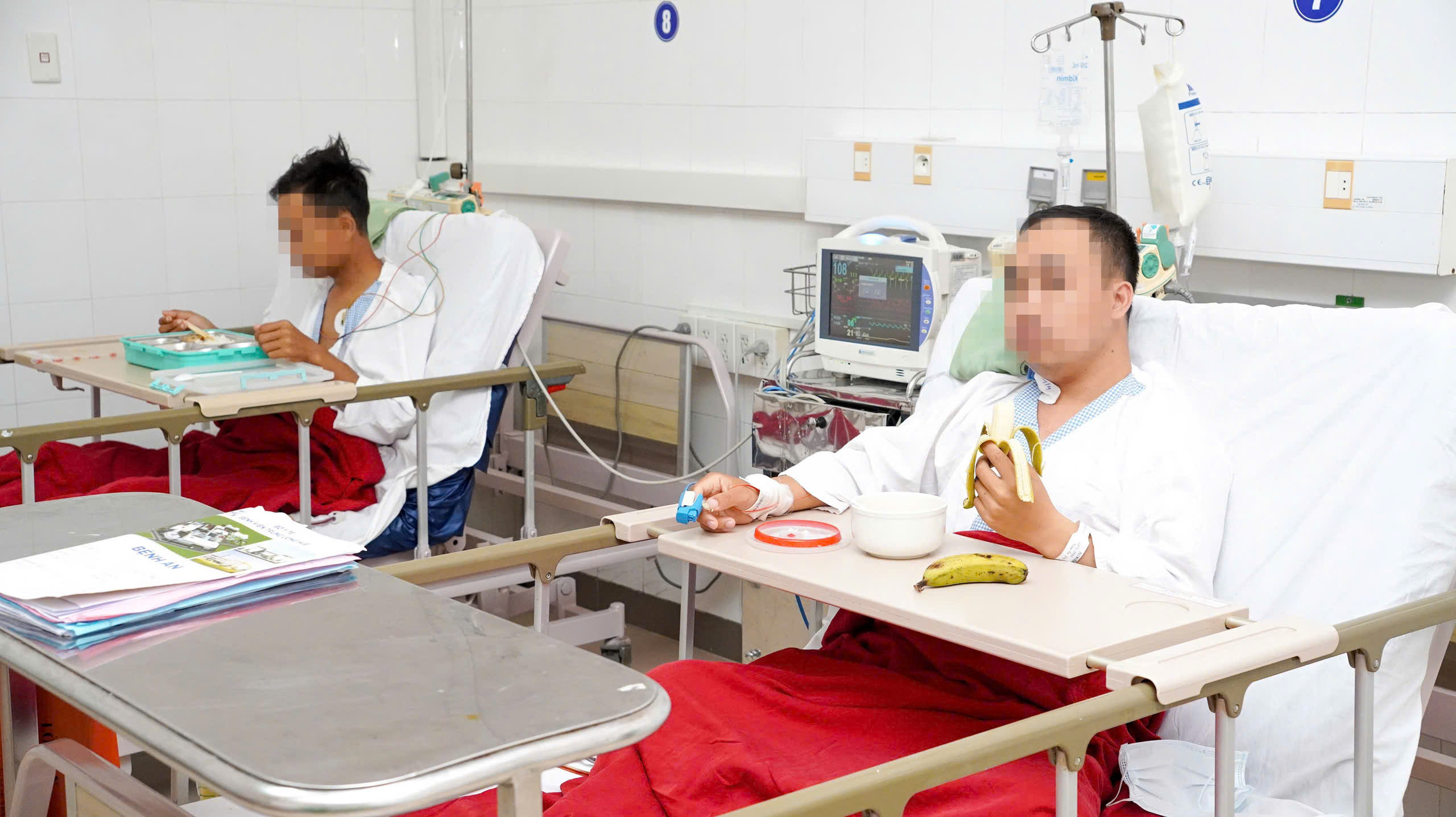 Một người qua đời, hiến tạng cứu 6 bệnh nhân, y bác sĩ cúi đầu tri ân- Ảnh 4.