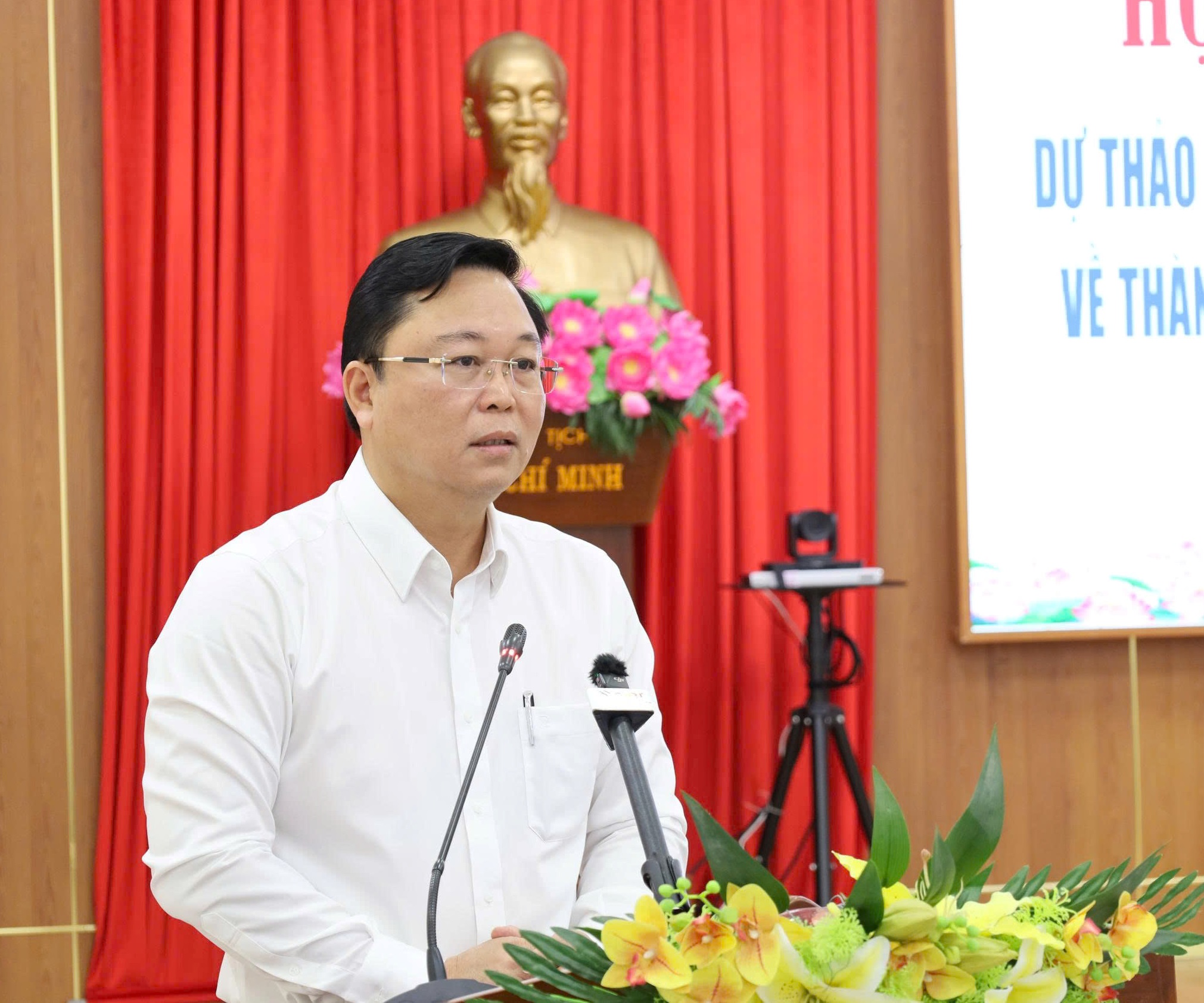 Đà Nẵng đề xuất lập trung tâm hành chính công một cấp: Kỳ vọng đột phá, nhưng cần thận trọng- Ảnh 4.