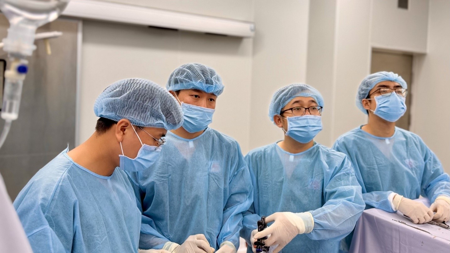 TP.HCM: Tin vào 'thuốc tan sỏi thận' trên mạng, người đàn ông nhập viện nguy kịch - Ảnh 2.