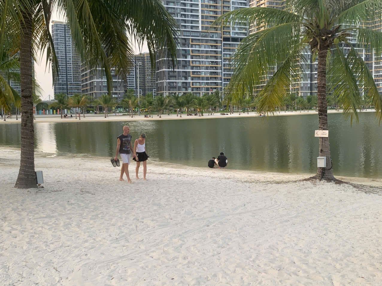 Xuất hiện &lsquo;b&atilde;i biển&rsquo; ngay trong l&ograve;ng TP.HCM khiến giới trẻ &lsquo;rần rần&rsquo; k&eacute;o đến - Ảnh 7.