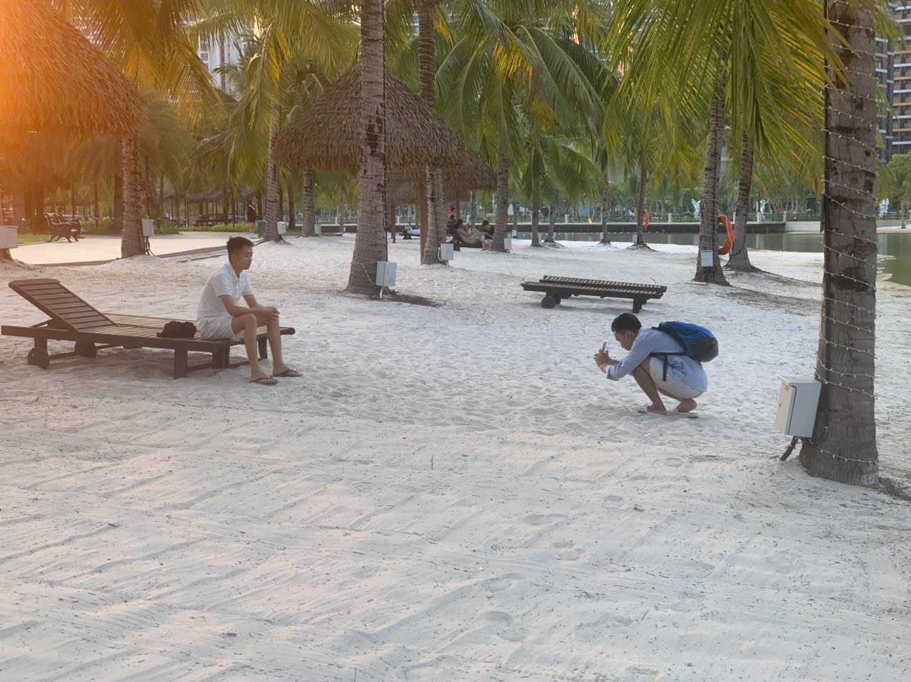 Xuất hiện &lsquo;b&atilde;i biển&rsquo; ngay trong l&ograve;ng TP.HCM khiến giới trẻ &lsquo;rần rần&rsquo; k&eacute;o đến - Ảnh 3.