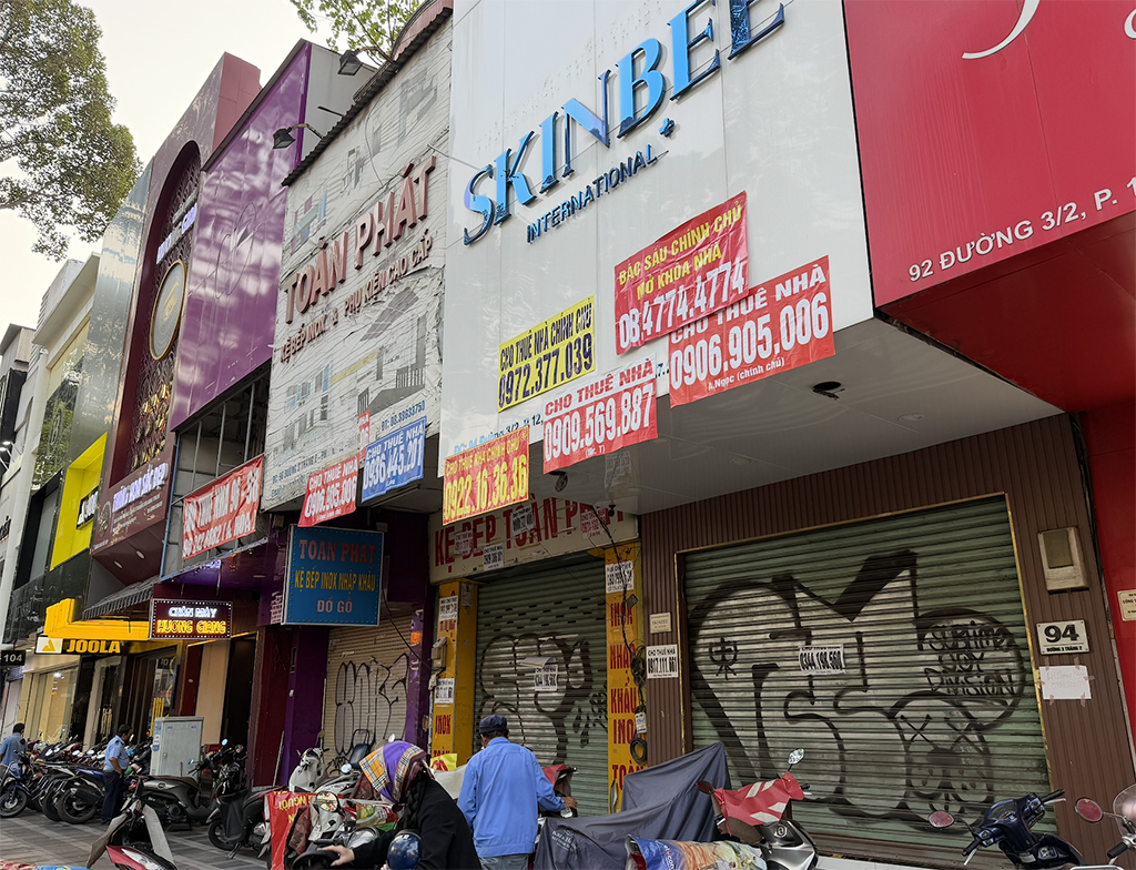 Vì sao kinh tế mặt tiền giảm sức hấp dẫn?- Ảnh 1.