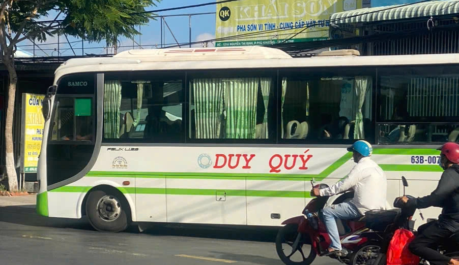 UBND tỉnh Vĩnh Long chỉ đạo khẩn ngăn chặn 'xe dù, bến cóc' từ cơ sở- Ảnh 2. UBND tỉnh Vĩnh Long chỉ đạo khẩn ngăn chặn 'xe dù, bến cóc' từ cơ sở- Ảnh 2.