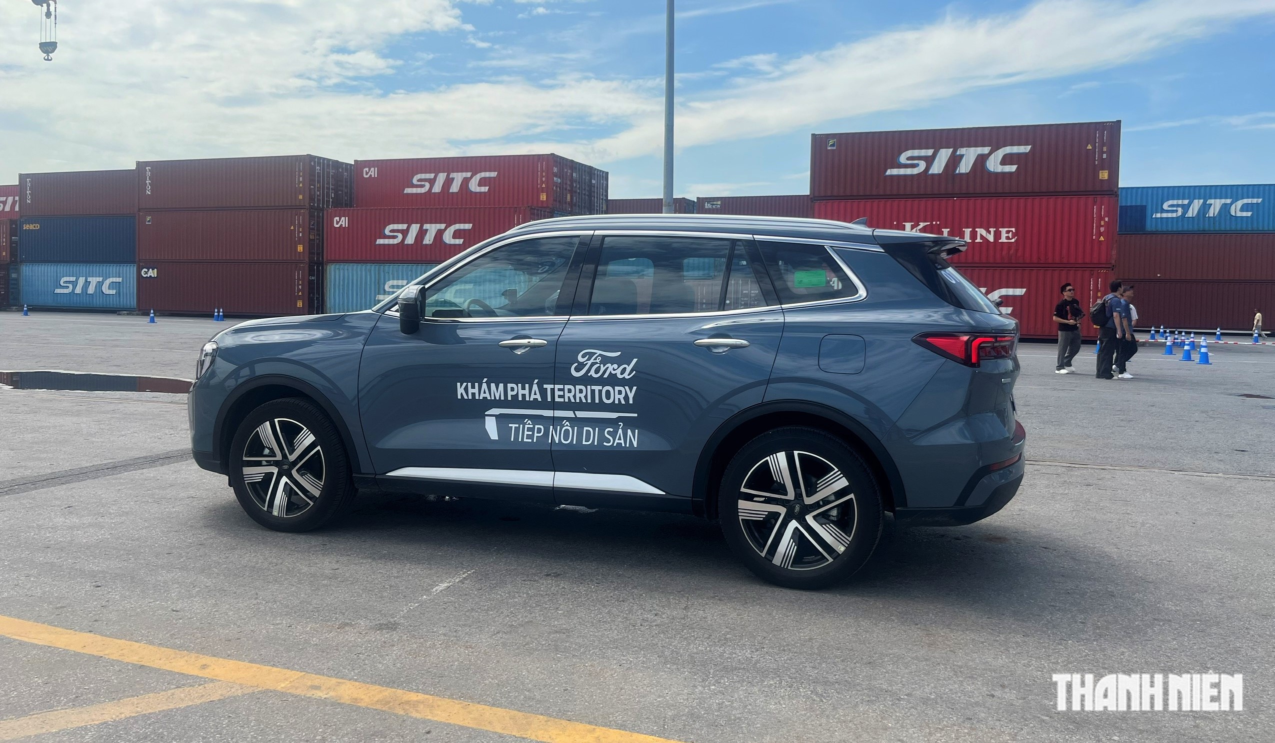 Ford Territory giảm gi&aacute; c&ograve;n 739 triệu, cuộc đua ở ph&acirc;n kh&uacute;c crossover cỡ trung c&agrave;ng &ldquo;n&oacute;ng&rdquo; - Ảnh 2.