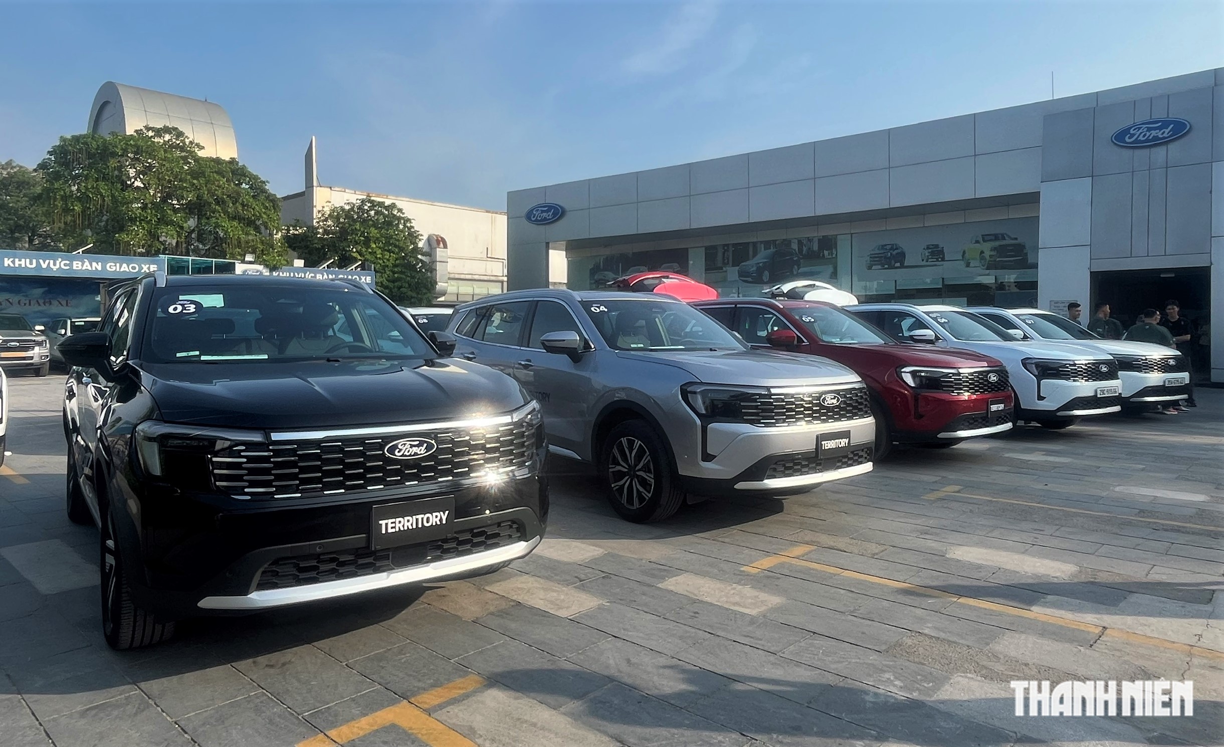 Ford Territory giảm gi&aacute; c&ograve;n 739 triệu, cuộc đua ở ph&acirc;n kh&uacute;c crossover cỡ trung c&agrave;ng &ldquo;n&oacute;ng&rdquo; - Ảnh 1.