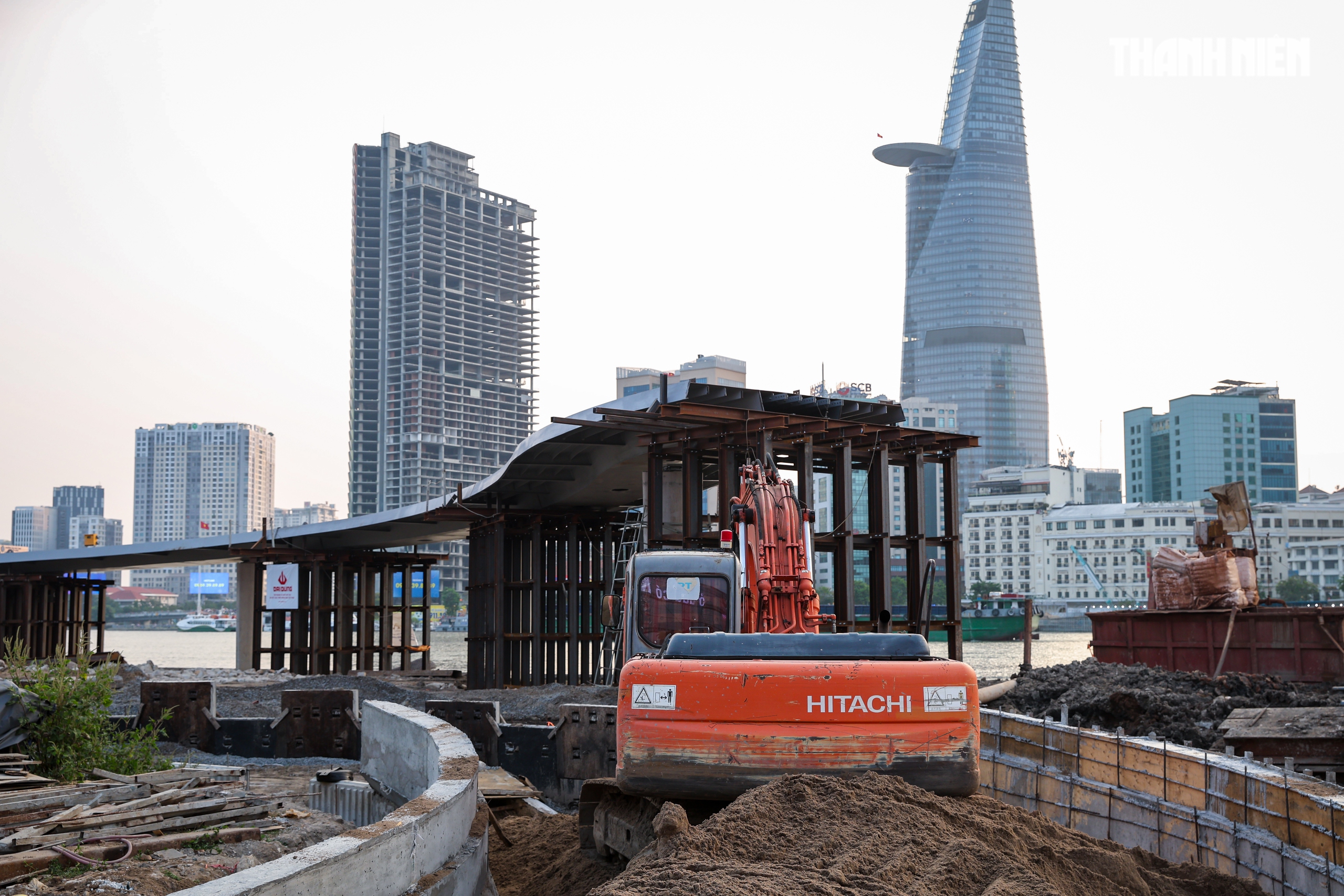 Cầu đi bộ ngh&igrave;n tỉ qua s&ocirc;ng S&agrave;i G&ograve;n dần th&agrave;nh h&igrave;nh sau một năm thi c&ocirc;ng - Ảnh 10.