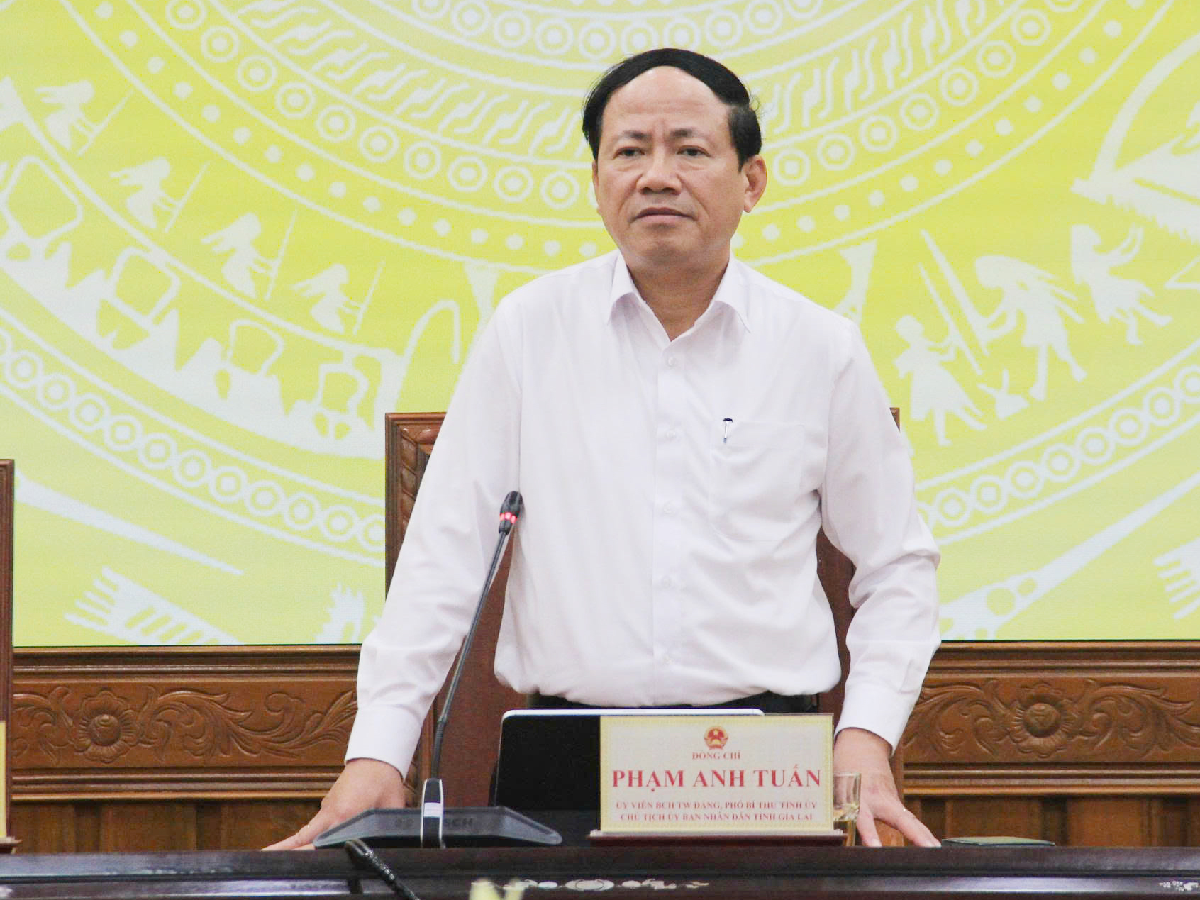 Chủ tịch tỉnh Gia Lai ra lệnh ‘siết giá’: Chặn đầu cơ, găm hàng- Ảnh 2.