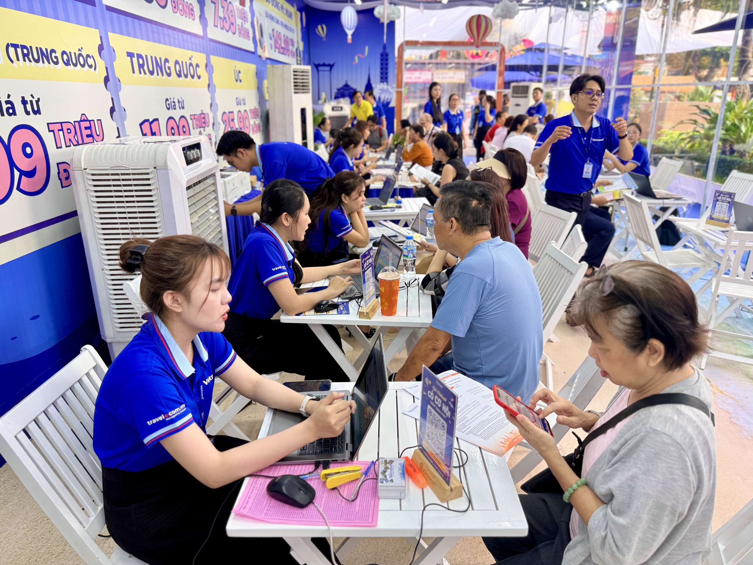 Đi chơi lễ 30.4 - 1.5, săn tour hè giá tốt tại Ngày hội Du lịch TP.HCM - Ảnh 1.