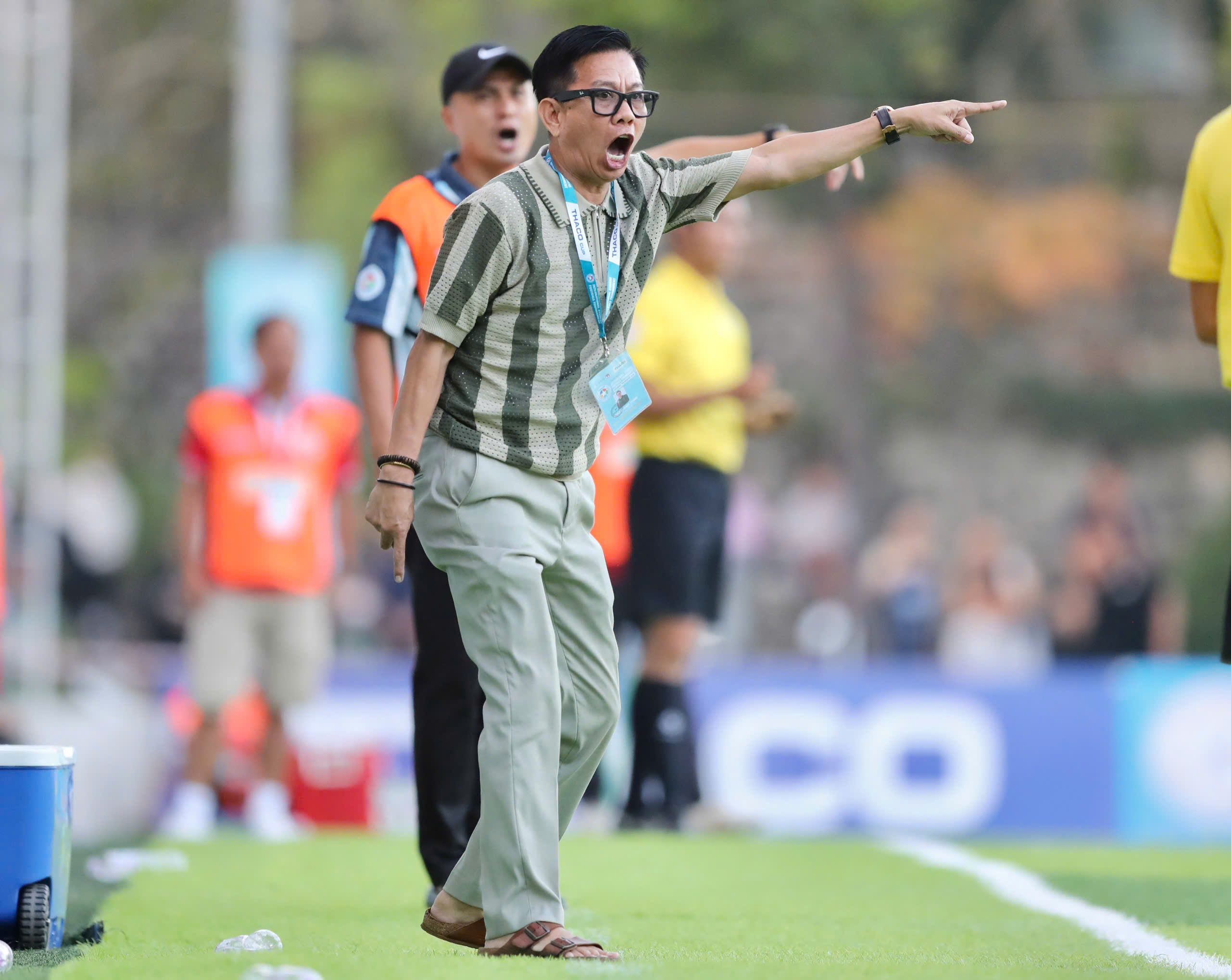 'Trường ĐH Nha Trang, đứng l&ecirc;n...'- Ảnh 4.