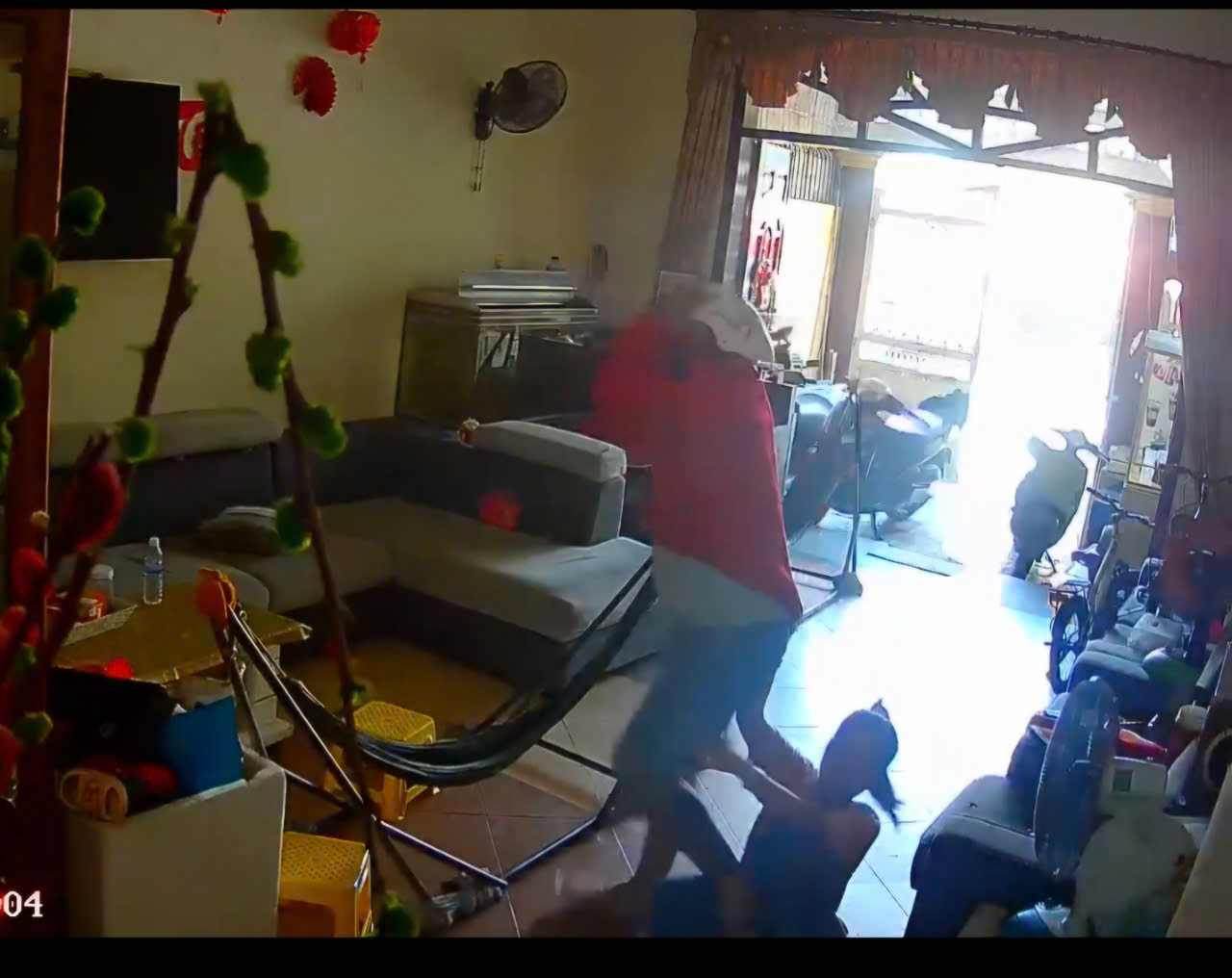 Công an bắt nhanh nghi can vào tận nhà chém giang hồ Hải "lộ" ở Vũng Tàu - Ảnh 2.