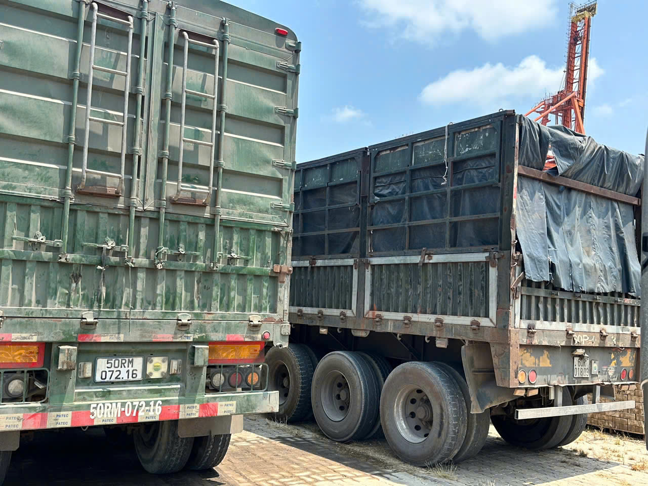 TP.HCM: Khởi tố 24 bị can 'rút ruột' 500 tấn hạt điều ở cảng Hiệp Phước - Ảnh 3.