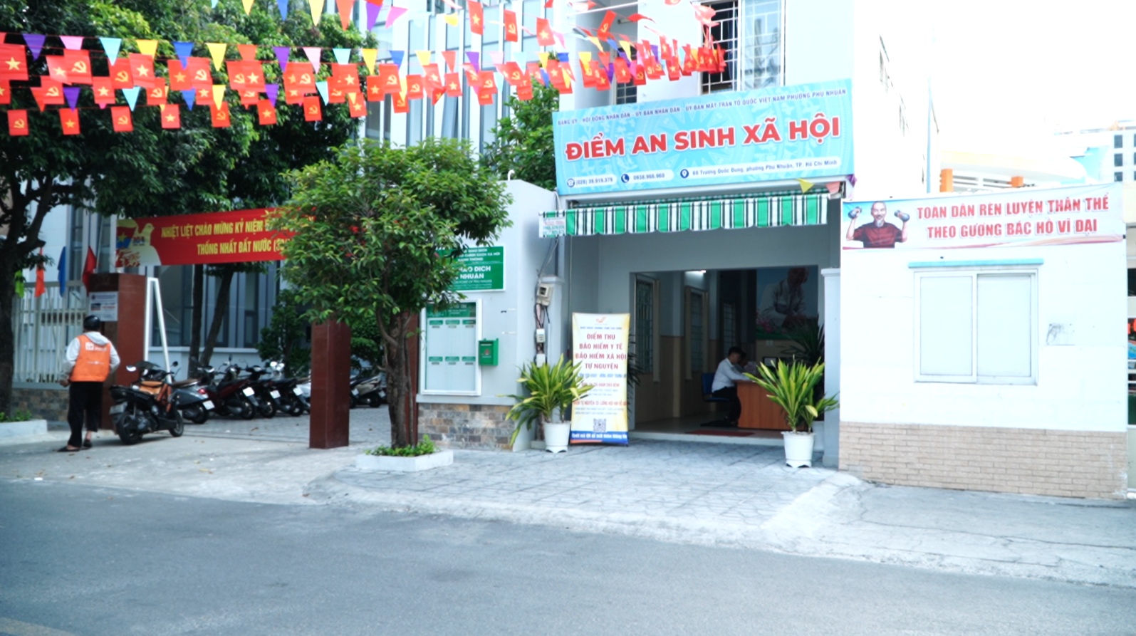 Điểm tựa an sinh giữa TP.HCM: Khi những cuộc đời được giữ lại đ&uacute;ng l&uacute;c - Ảnh 4.