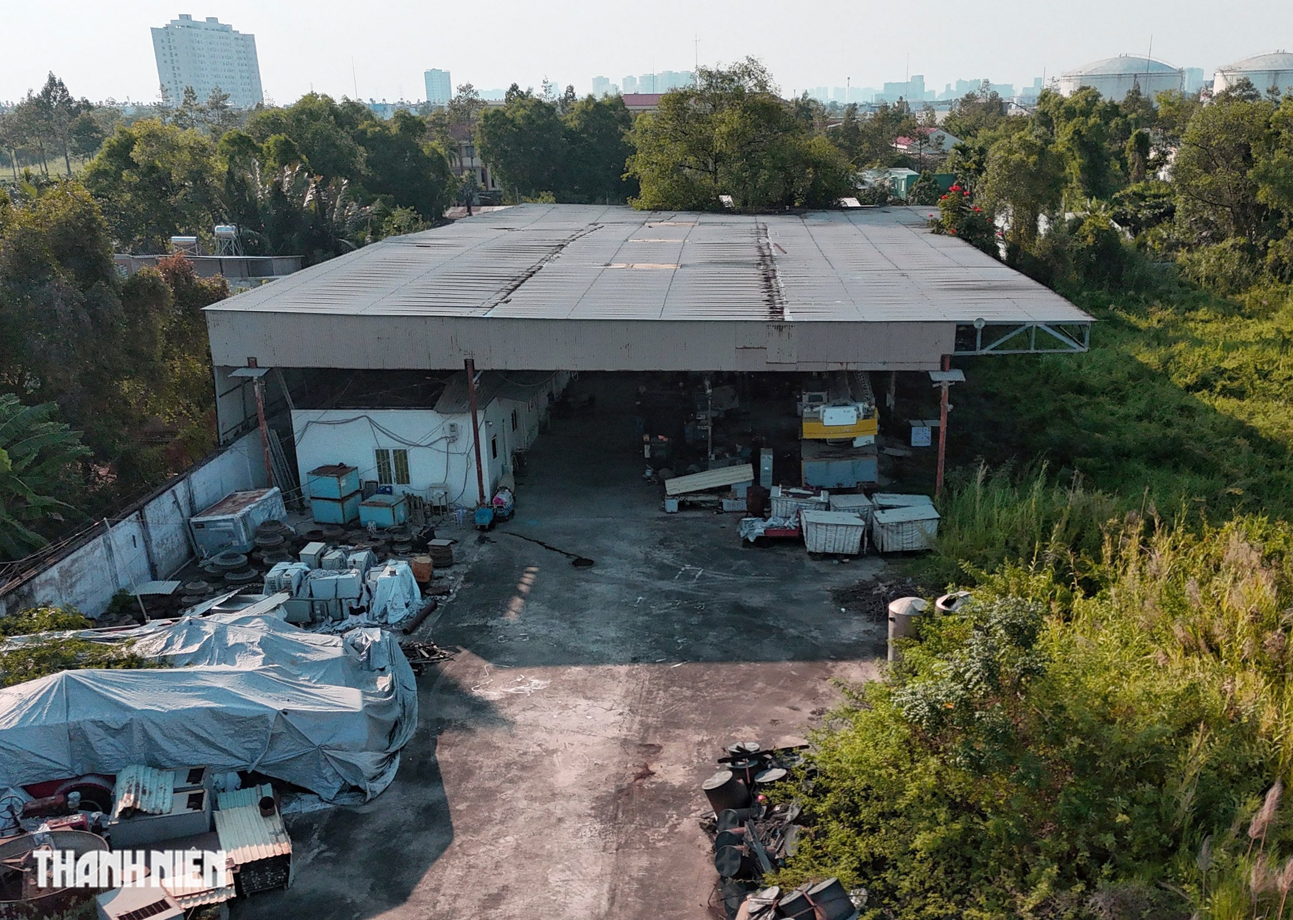 B&ecirc;n trong Tổng kho xăng dầu 12.000 tỉ đồng ở Nh&agrave; B&egrave; bỏ hoang nhiều năm- Ảnh 10.