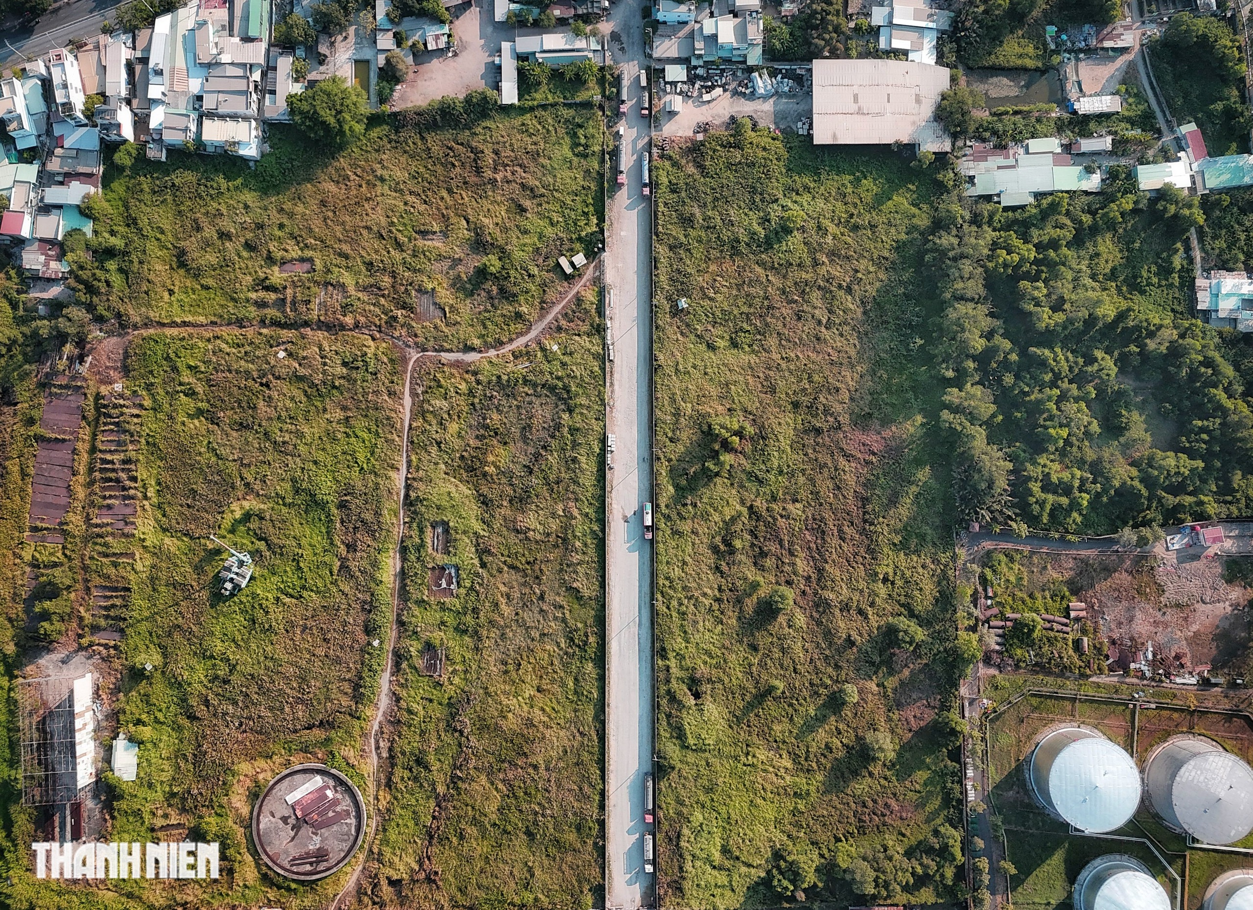 B&ecirc;n trong Tổng kho xăng dầu 12.000 tỉ đồng ở Nh&agrave; B&egrave; bỏ hoang nhiều năm- Ảnh 13.