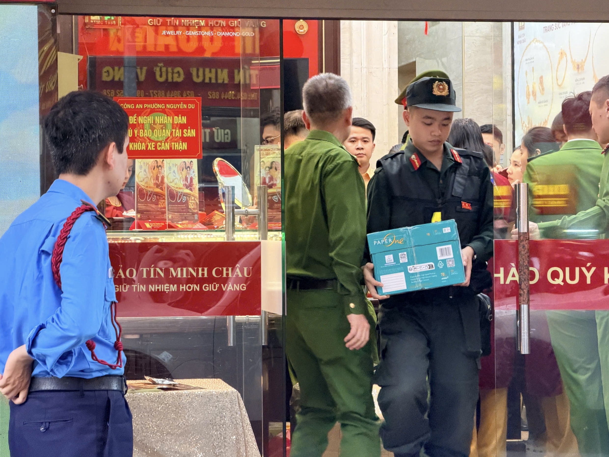 Tuần tới Công an Hà Nội thông tin vụ án xảy ra tại Bảo Tín Minh Châu - Ảnh 2.