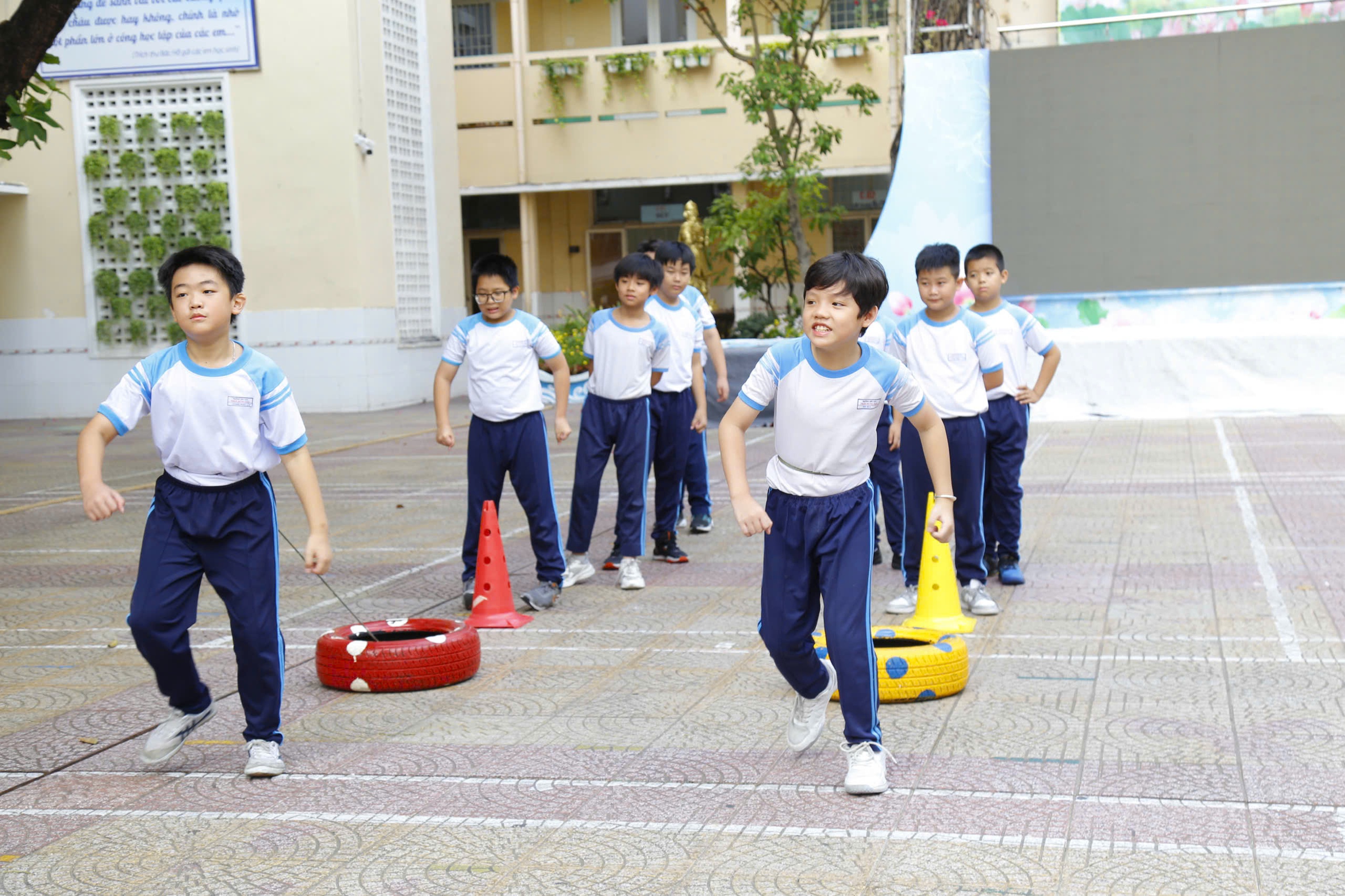 Nhịp sống thể thao trong những trường tiểu học tại TP.HCM - Ảnh 9.