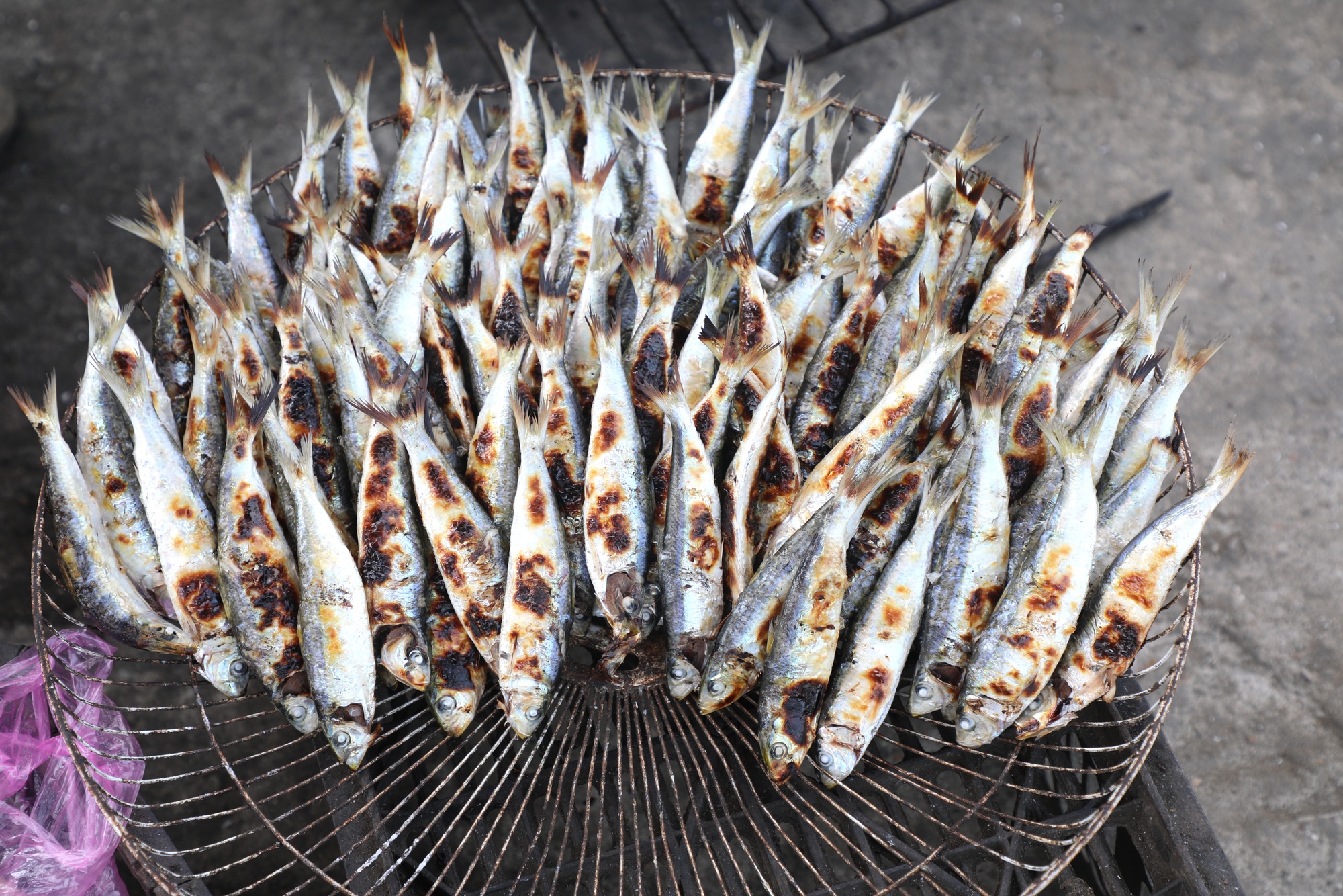 C&aacute; tr&iacute;ch g&acirc;y 'sốt' mạng x&atilde; hội- Ảnh 2.