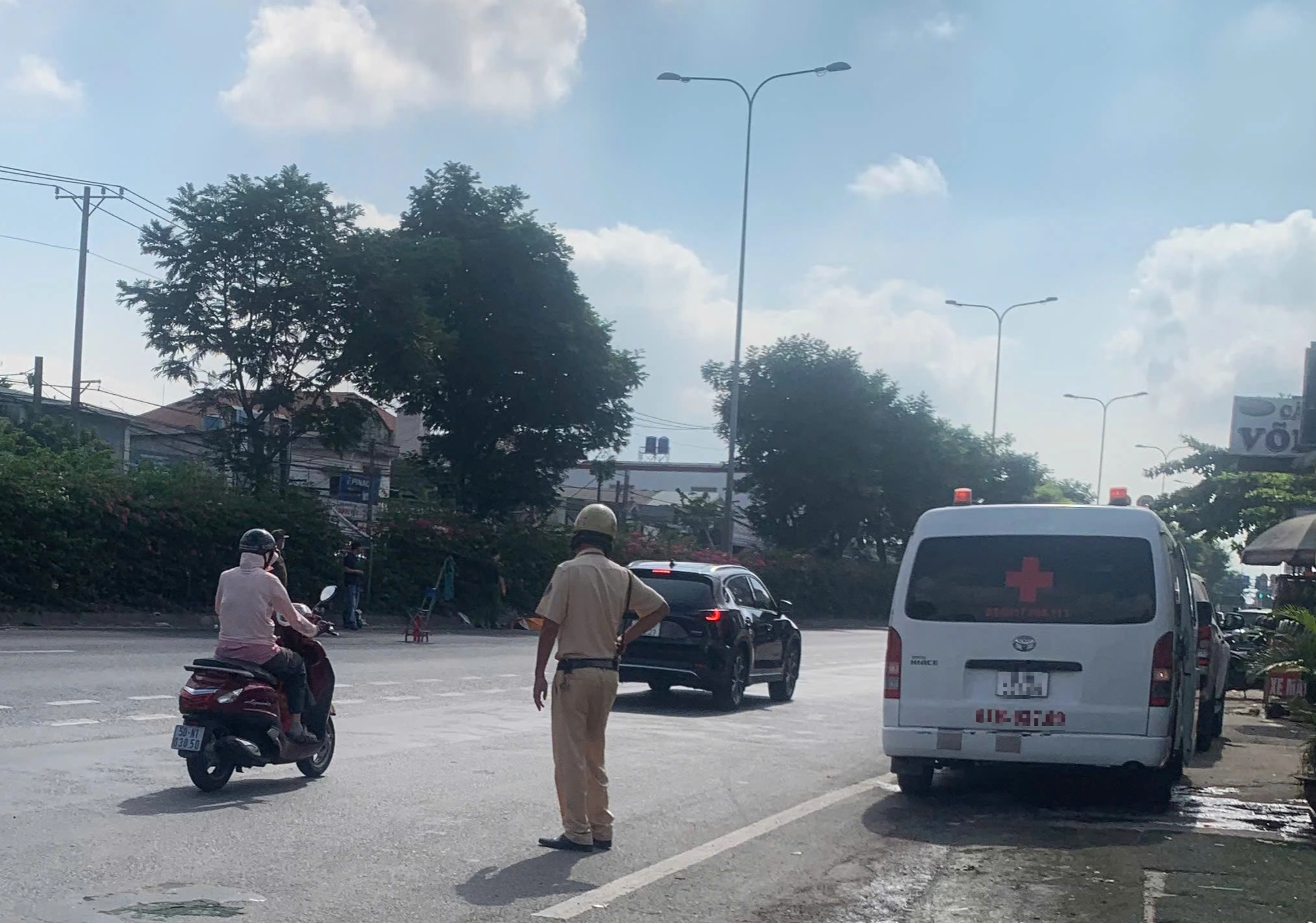 TP.HCM: Truy tìm ô tô tông người đàn ông tử vong trên đường Đỗ Mười- Ảnh 1.