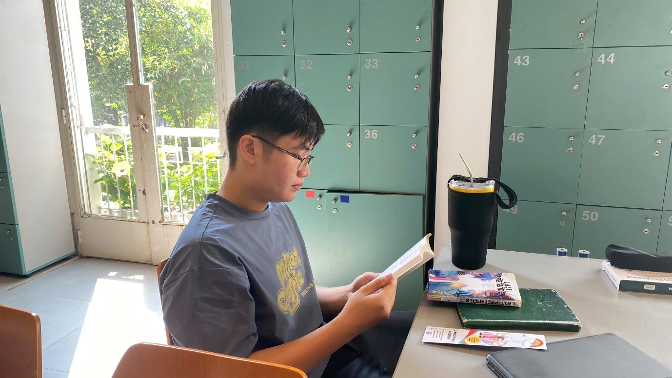 3 thư viện ‘xịn sò’ ở TP.HCM: Miễn phí, đẹp mê, gen Z rủ nhau đến học - Ảnh 9.