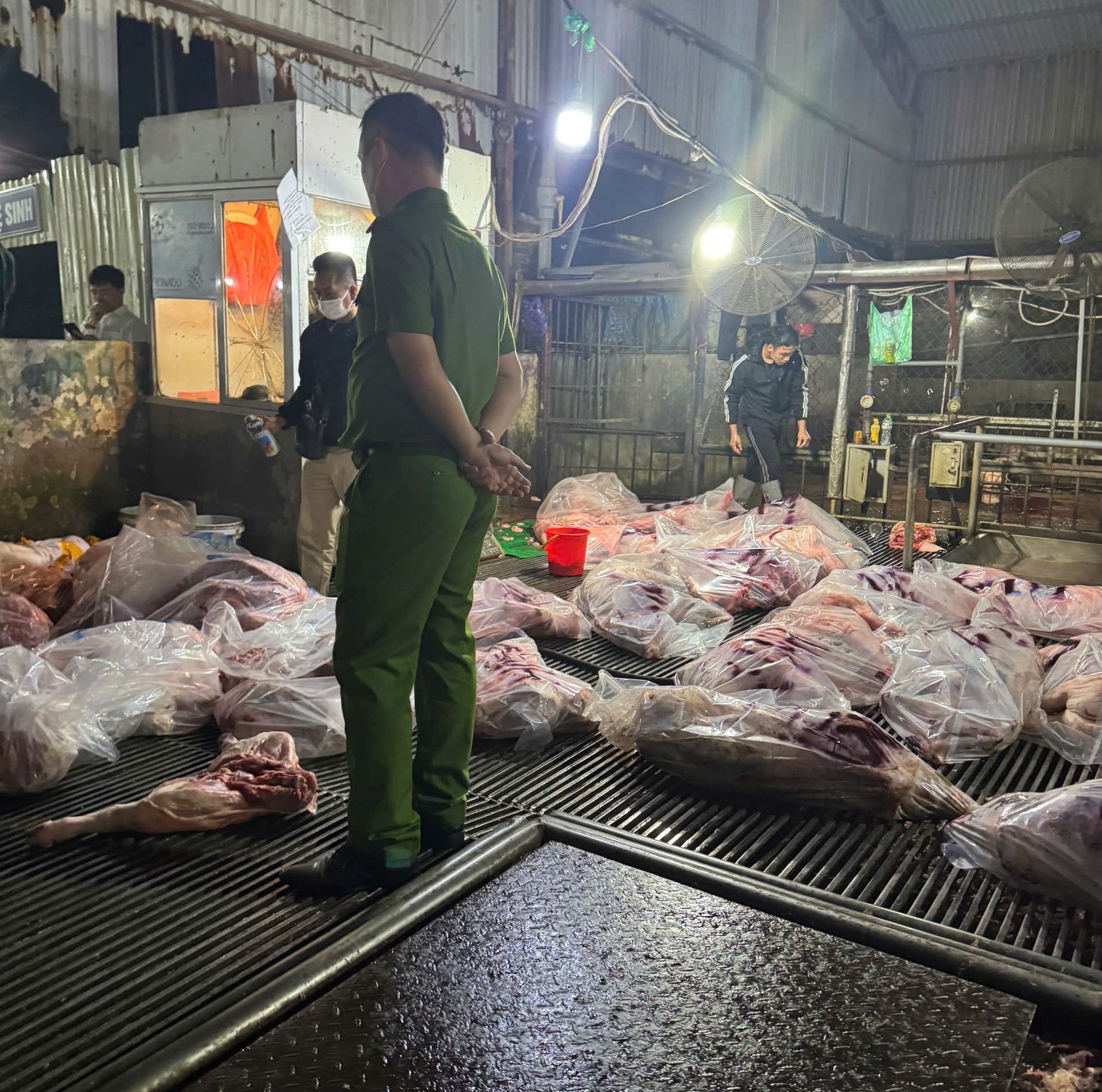 C&ocirc;ng an H&agrave; Nội th&ocirc;ng tin c&aacute;c vụ &aacute;n nổi cộm- Ảnh 1.