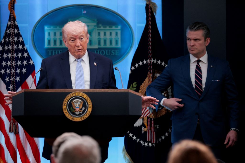 Tổng thống Trump chỉ trích Hàn Quốc, Nhật Bản không giúp Mỹ trong cuộc xung đột Iran- Ảnh 1.