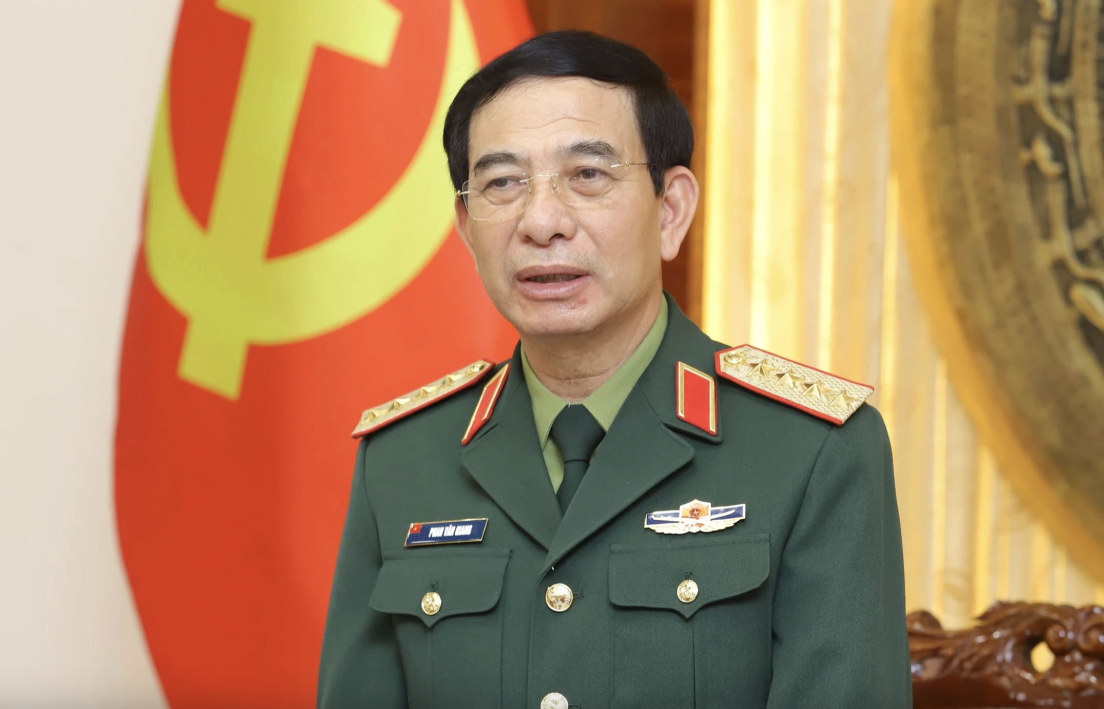 Đại tướng Phan Văn Giang l&agrave;m Ph&oacute; thủ tướng Ch&iacute;nh phủ - Ảnh 1.