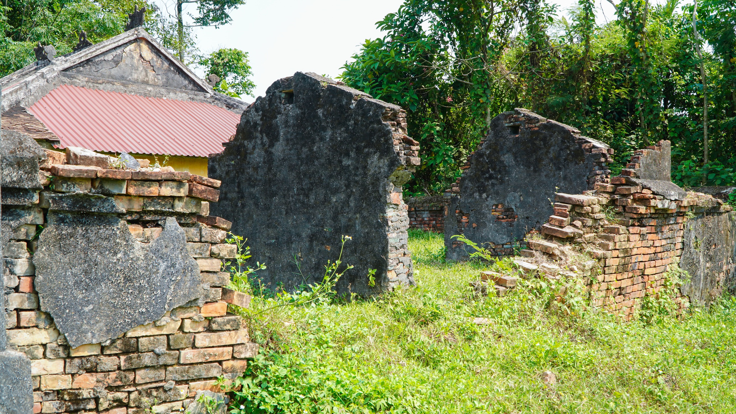 Di t&iacute;ch điện Voi R&eacute;, nơi thờ voi chiến triều Nguyễn, đang xuống cấp- Ảnh 13.