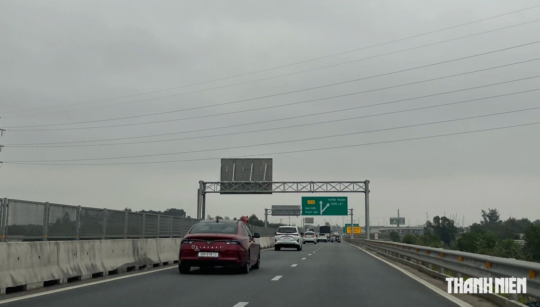 5 lỗi cơ bản t&agrave;i mới thường mắc phải khi l&aacute;i &ocirc; t&ocirc; tham gia giao th&ocirc;ng - Ảnh 4.