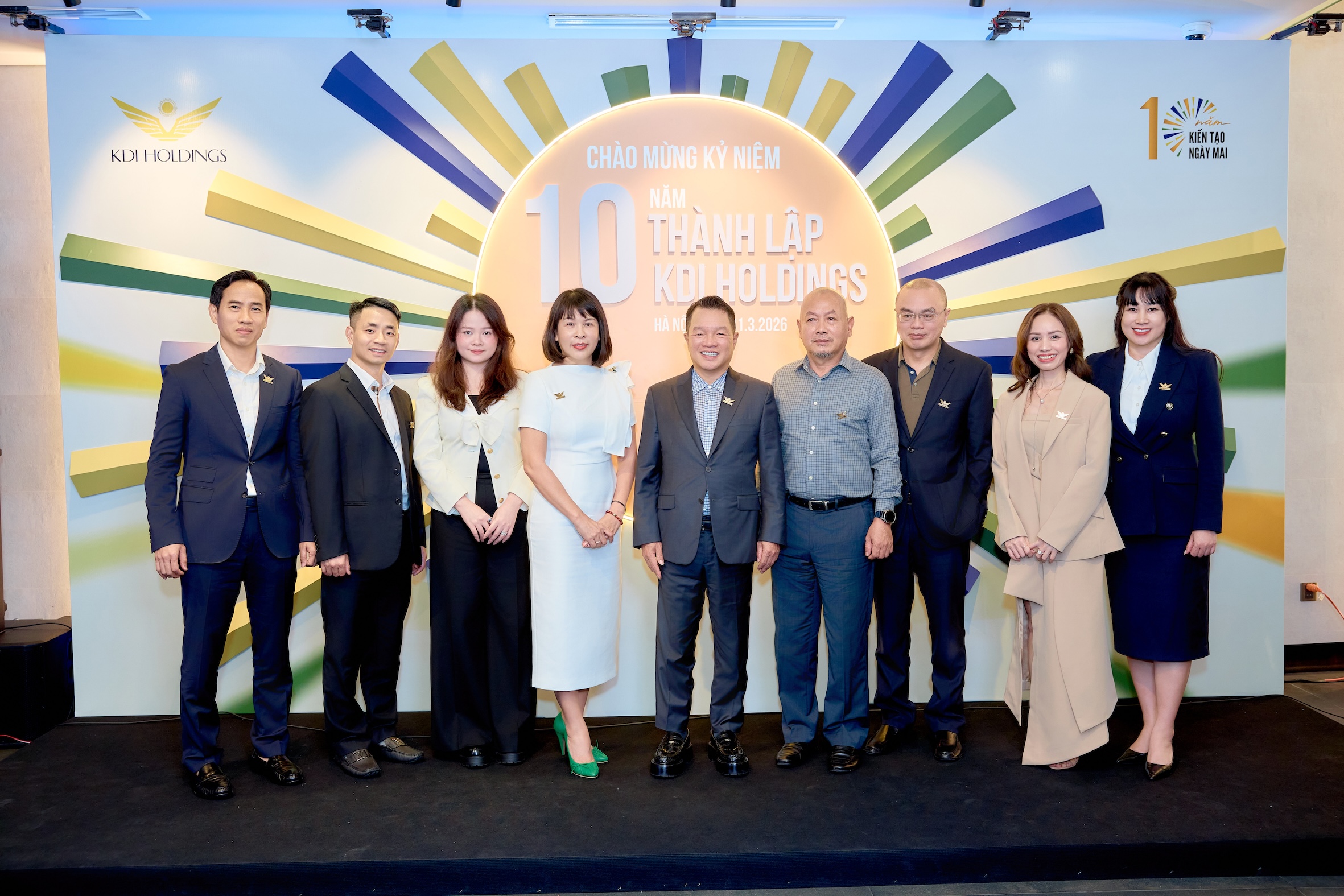 KDI Holdings 10 năm định hình phát triển qua 3 trục: Con người, trải nghiệm, bền vững - Ảnh 1.