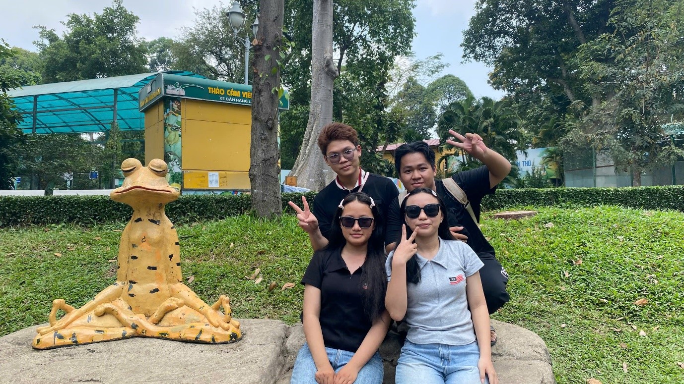 &lsquo;Ếch ngồi thiền&rsquo; Thảo Cầm Vi&ecirc;n bỗng dưng &lsquo;hot rần rần&rsquo;, nhiều người xếp h&agrave;ng để check-in - Ảnh 6.