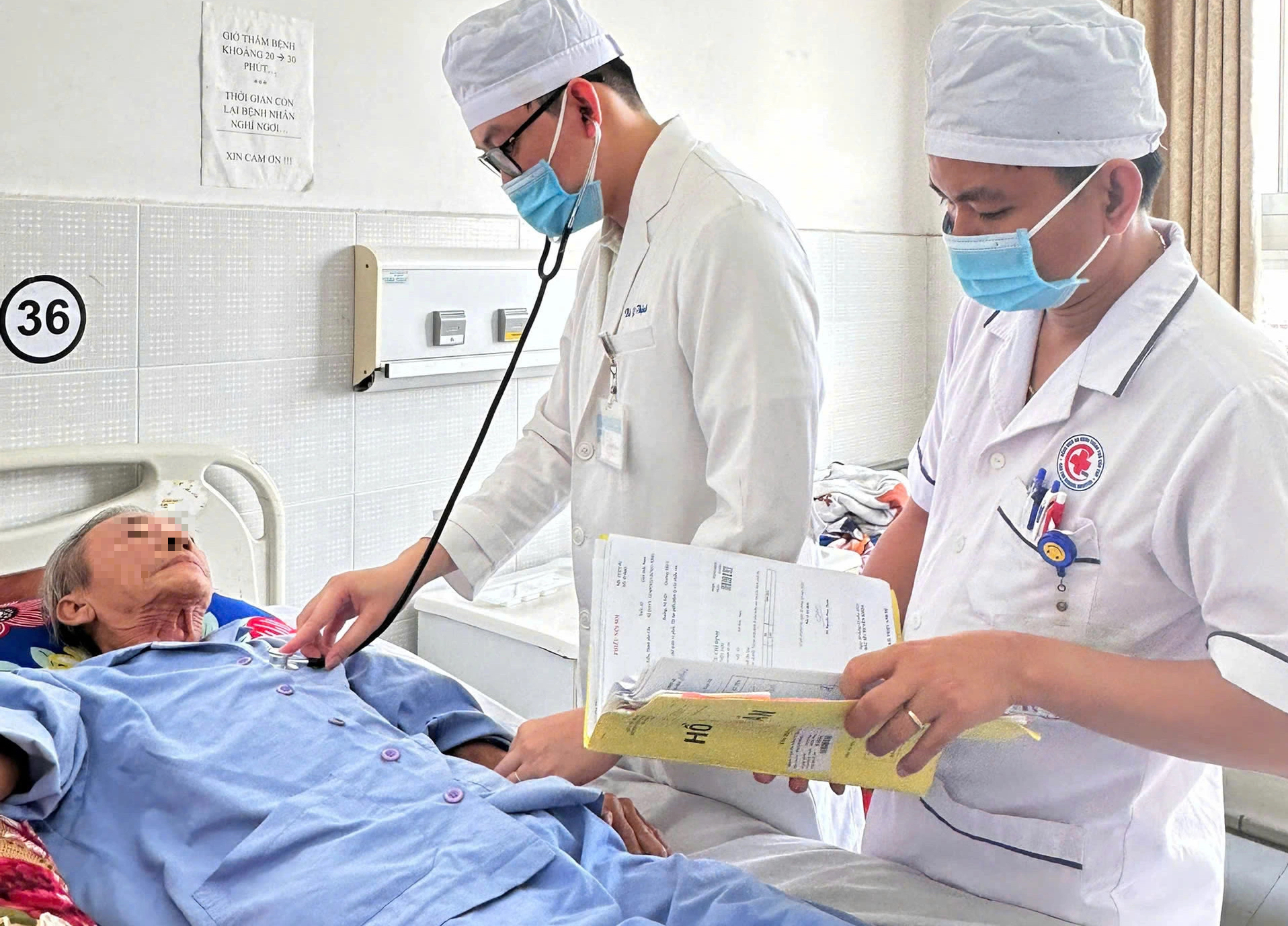 Loét gót chân và bệnh lý động mạch chi dưới: Nguy cơ họai tử Cần lưu ý - Ảnh 2. Loét gót chân và bệnh lý động mạch chi dưới: Nguy cơ họai tử Cần lưu ý - Ảnh 2.