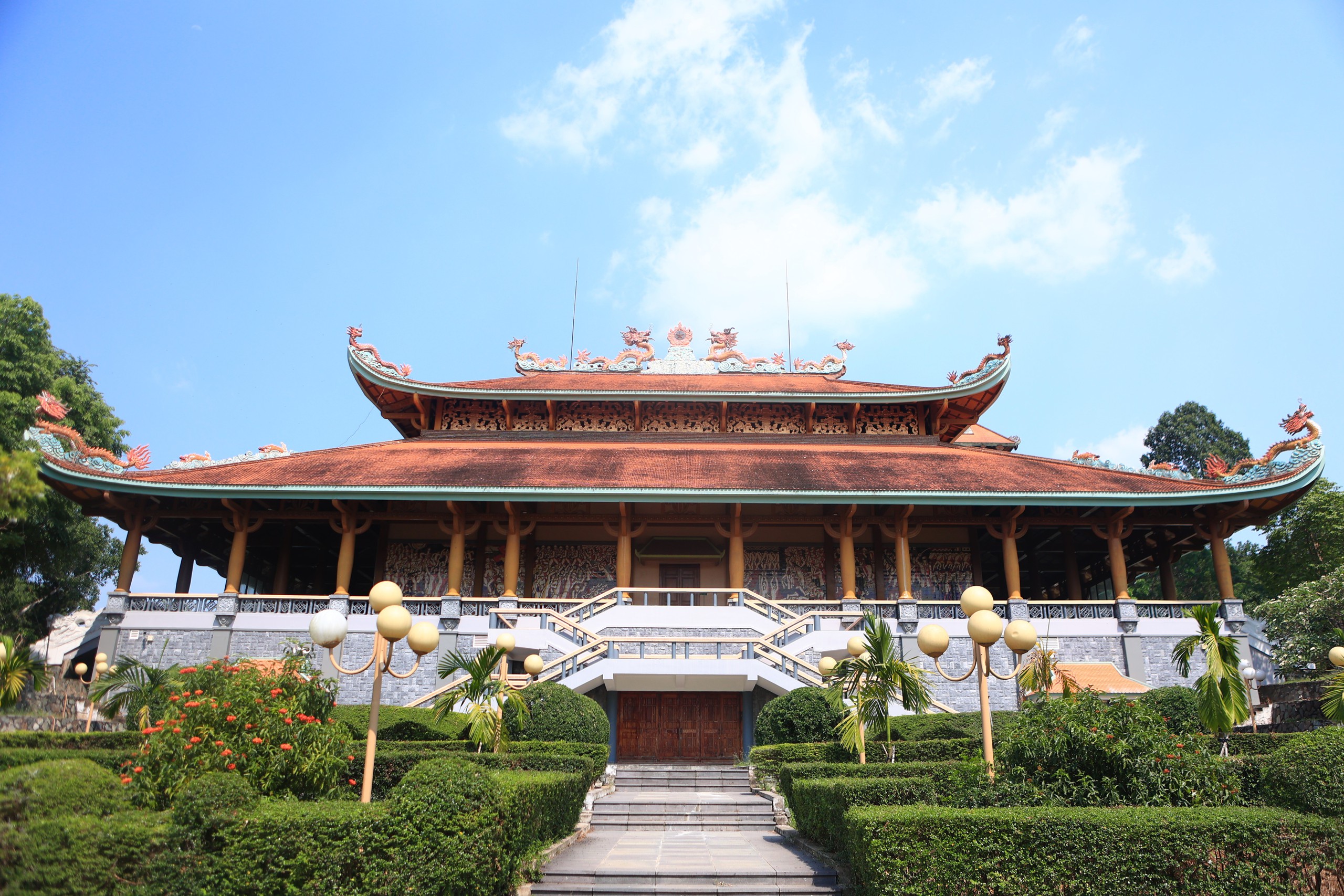 Giải mã kiến trúc ngôi đền tưởng niệm liệt sĩ lớn nhất Việt Nam- Ảnh 5. Giải mã kiến trúc ngôi đền tưởng niệm liệt sĩ lớn nhất Việt Nam- Ảnh 5.