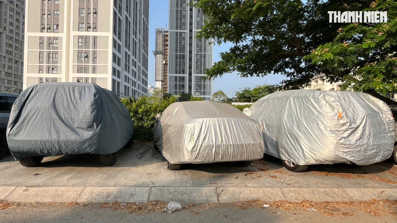 4 sai lầm khi sử dụng bạt che nắng ô tô chủ xe cần tránh - Ảnh 3.