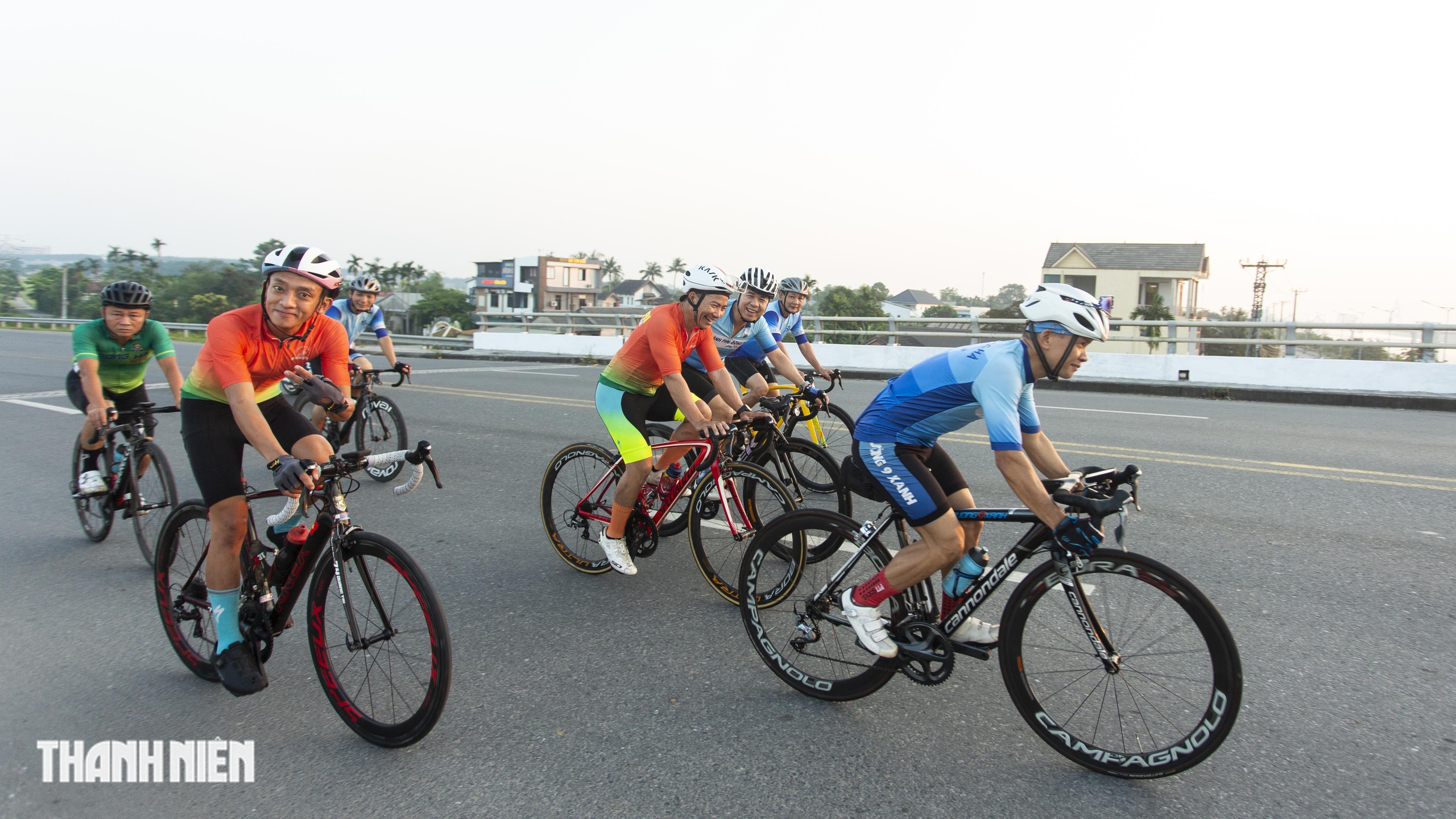VĐV xe đạp Quảng Trị 'tăng l&iacute;p', sẵn s&agrave;ng cho Ng&agrave;y hội đạp xe V&igrave; h&ograve;a b&igrave;nh- Ảnh 9.