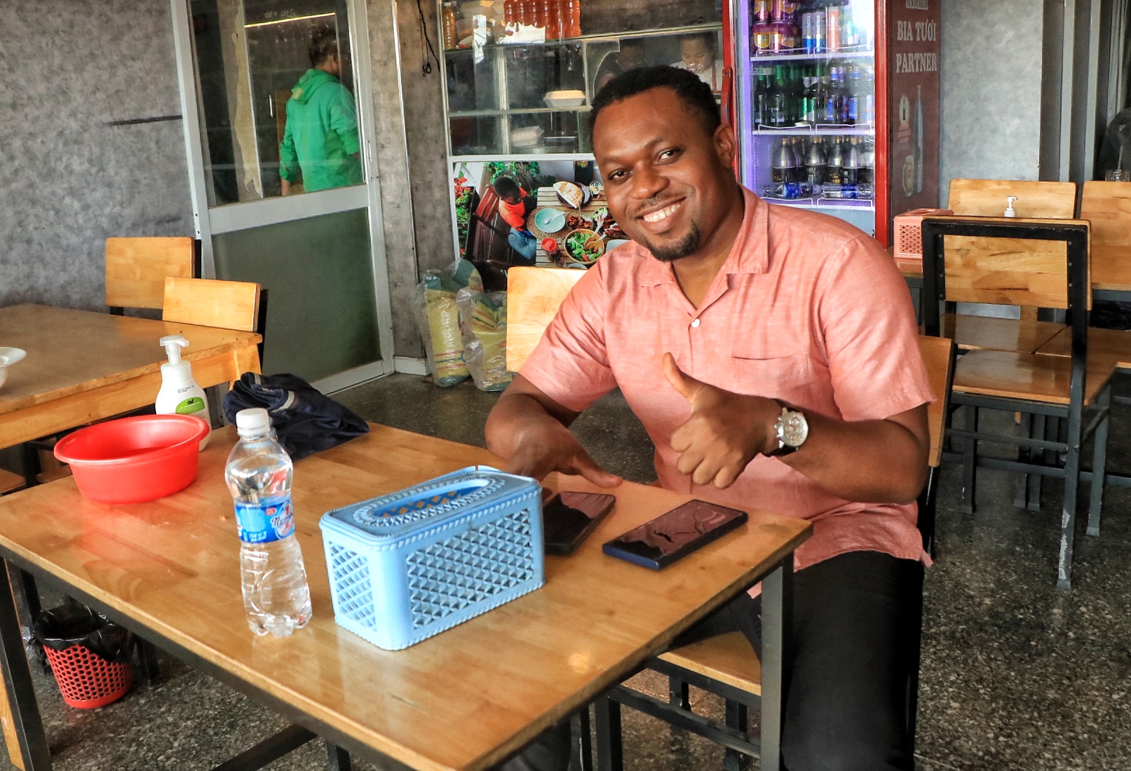 Độc lạ quán ăn ở TP.HCM toàn khách châu Phi, có người ăn suốt 18 năm - Ảnh 5.