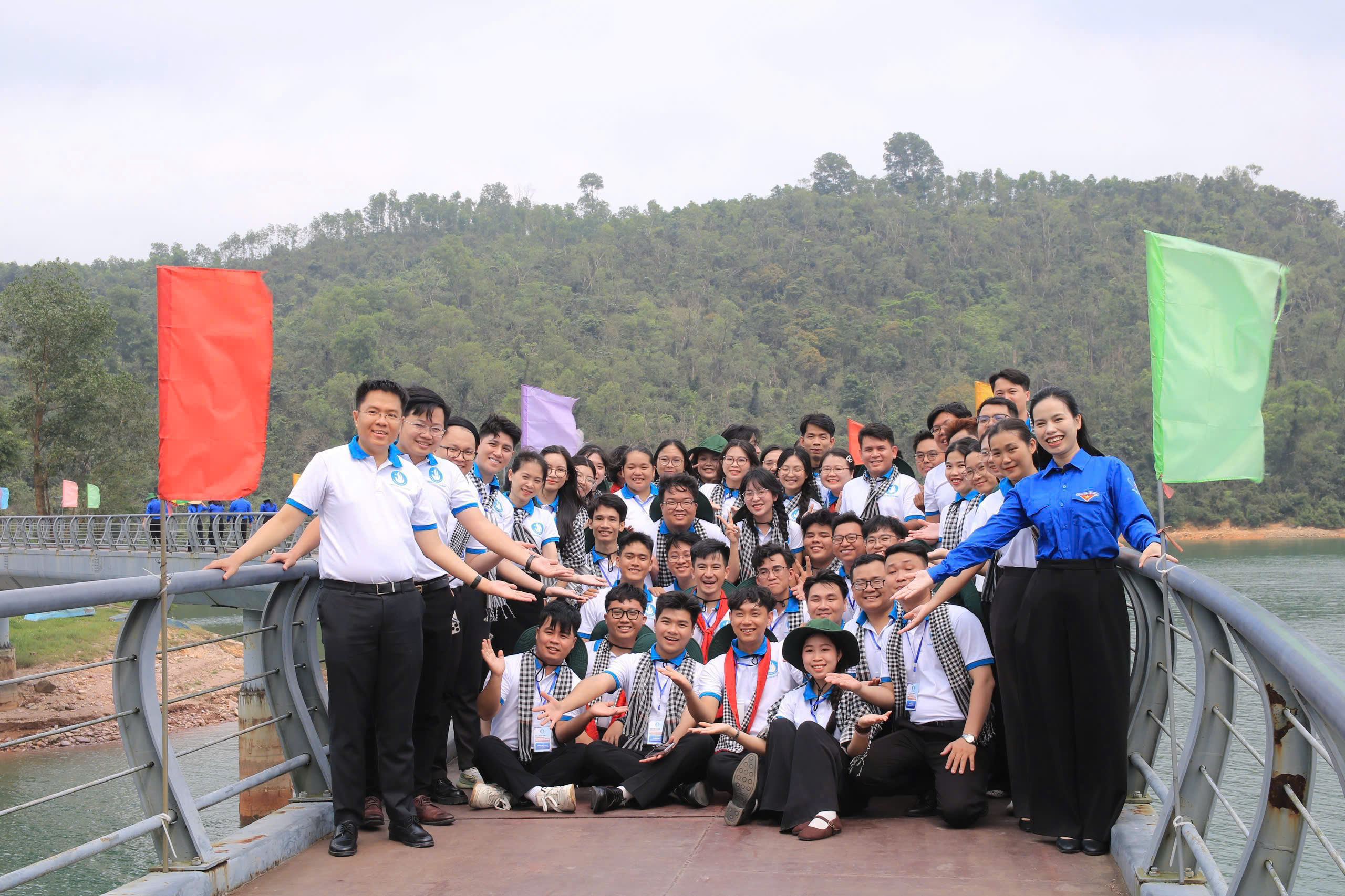 H&agrave;nh tr&igrave;nh về nguồn đặc biệt 'Từ ng&ograve;i ph&aacute;o Ch&iacute;n th&aacute;ng Gi&ecirc;ng'&hellip; - Ảnh 4.