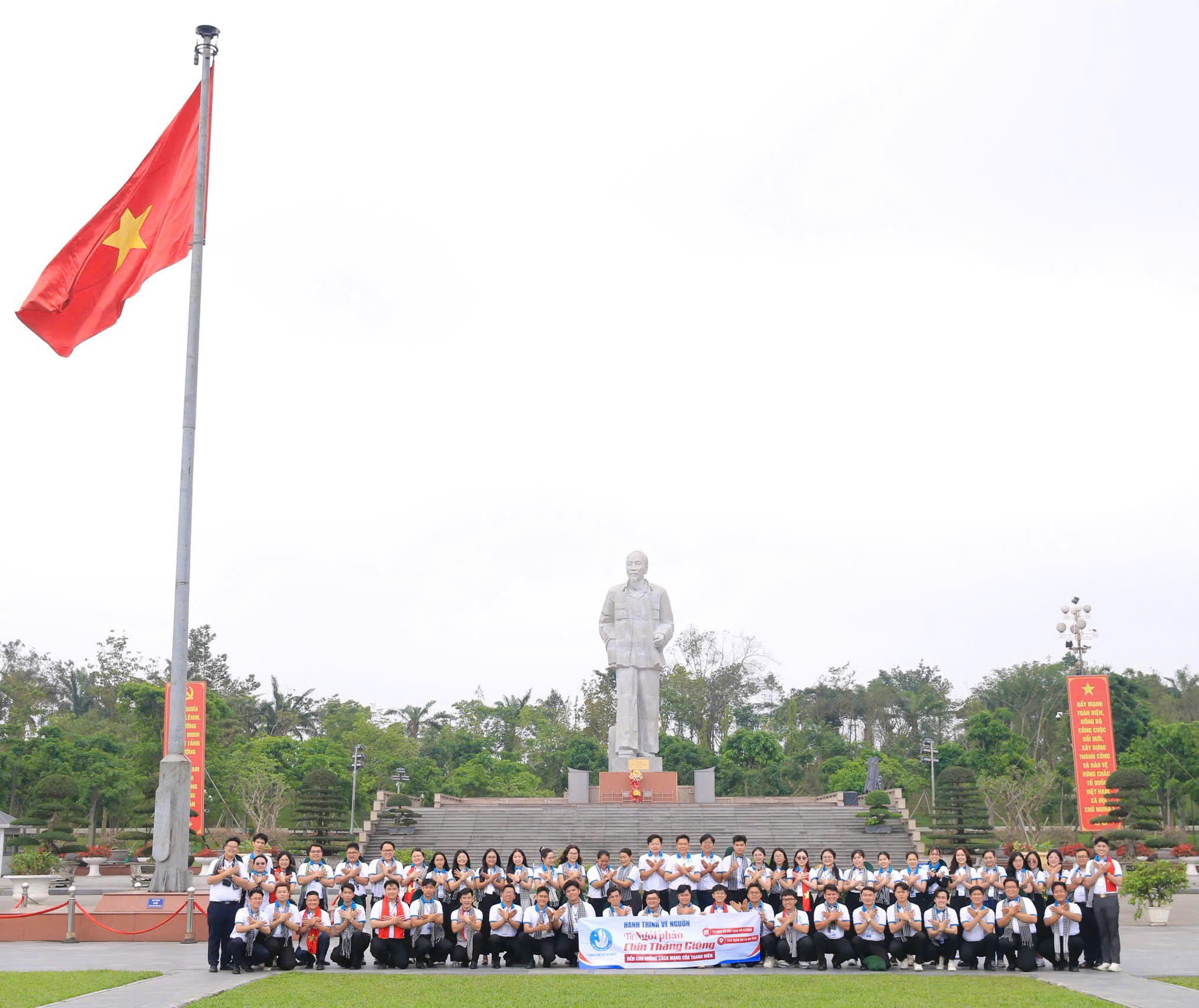 H&agrave;nh tr&igrave;nh về nguồn đặc biệt 'Từ ng&ograve;i ph&aacute;o Ch&iacute;n th&aacute;ng Gi&ecirc;ng'&hellip; - Ảnh 1.