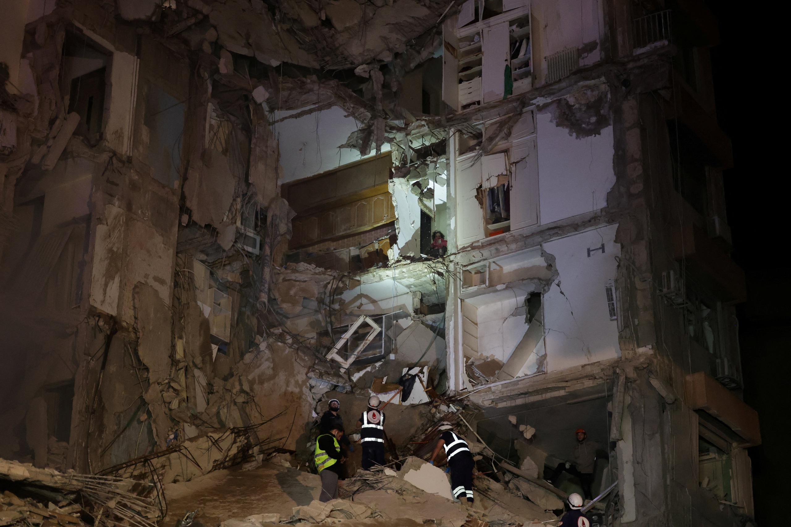 Israel kh&ocirc;ng k&iacute;ch Lebanon dữ dội trong khi Hezbollah tạm ngừng tấn c&ocirc;ng - Ảnh 1.