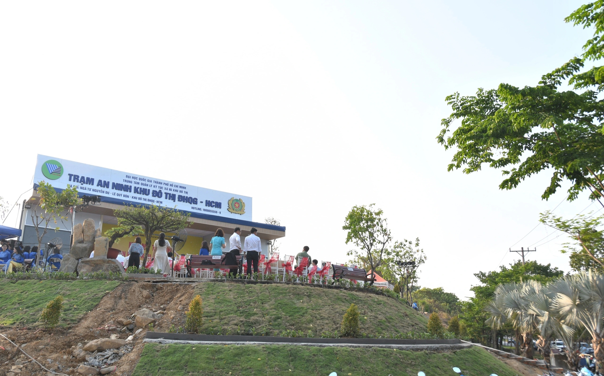 "Trạm an ninh&rdquo; l&agrave;ng đại học ch&iacute;nh thức lộ diện sau hơn 10 năm chờ đợi- Ảnh 5.