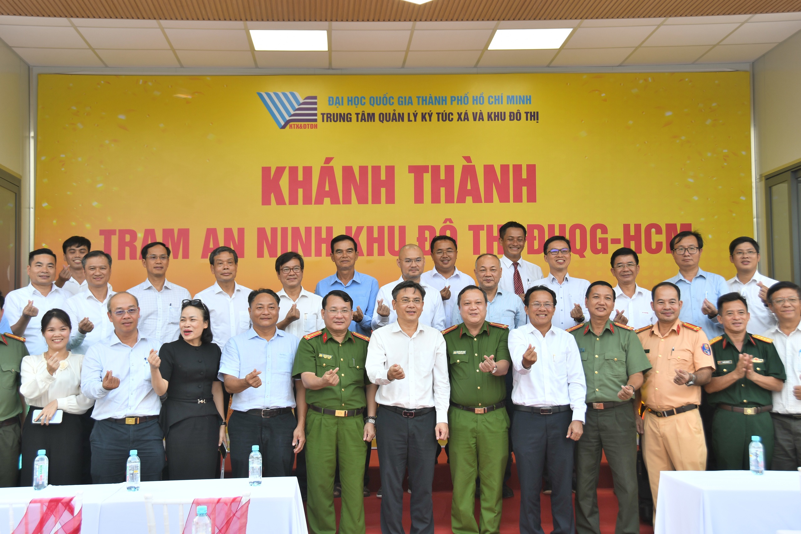 "Trạm an ninh&rdquo; l&agrave;ng đại học ch&iacute;nh thức lộ diện sau hơn 10 năm chờ đợi- Ảnh 3.