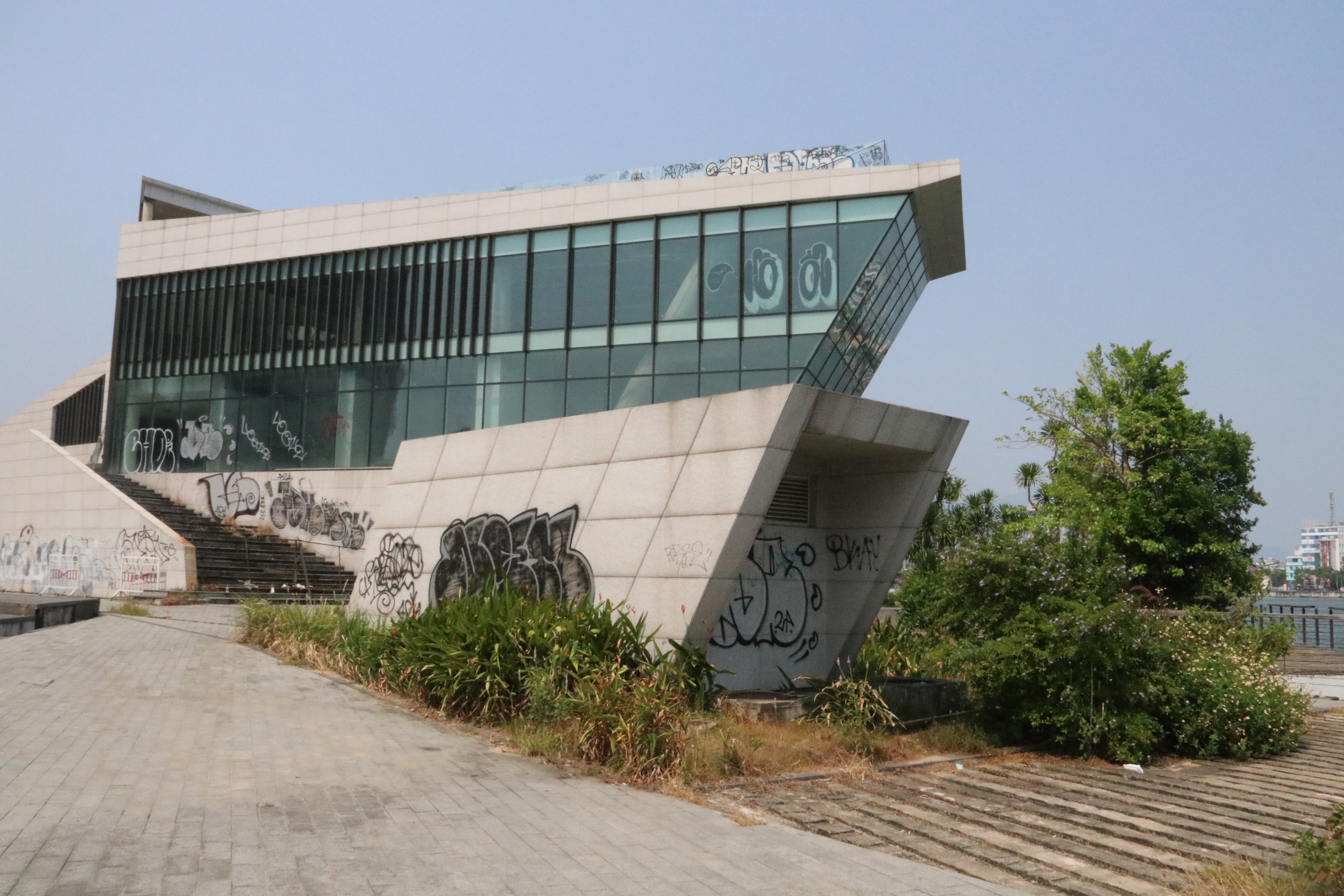 Bến du thuyền trăm tỉ của Vũ nh&ocirc;m 'ngủ qu&ecirc;n' b&ecirc;n s&ocirc;ng H&agrave;n- Ảnh 8.