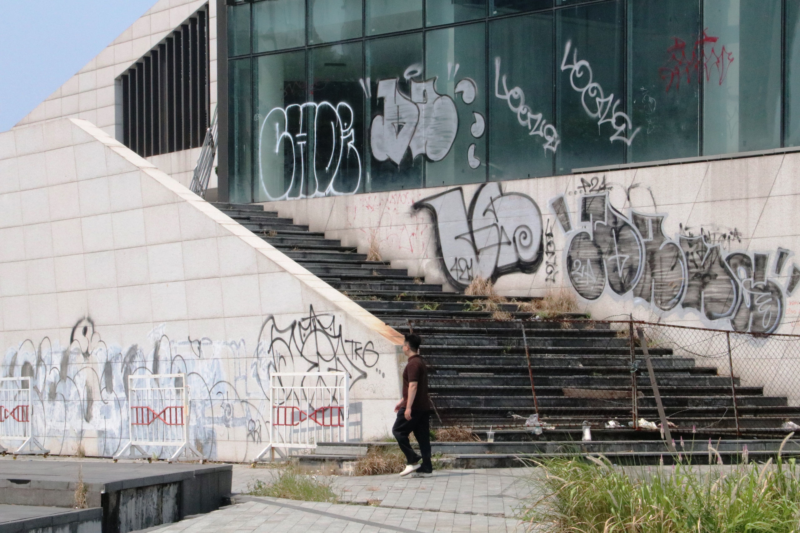 Bến du thuyền trăm tỉ của Vũ nh&ocirc;m 'ngủ qu&ecirc;n' b&ecirc;n s&ocirc;ng H&agrave;n- Ảnh 12.