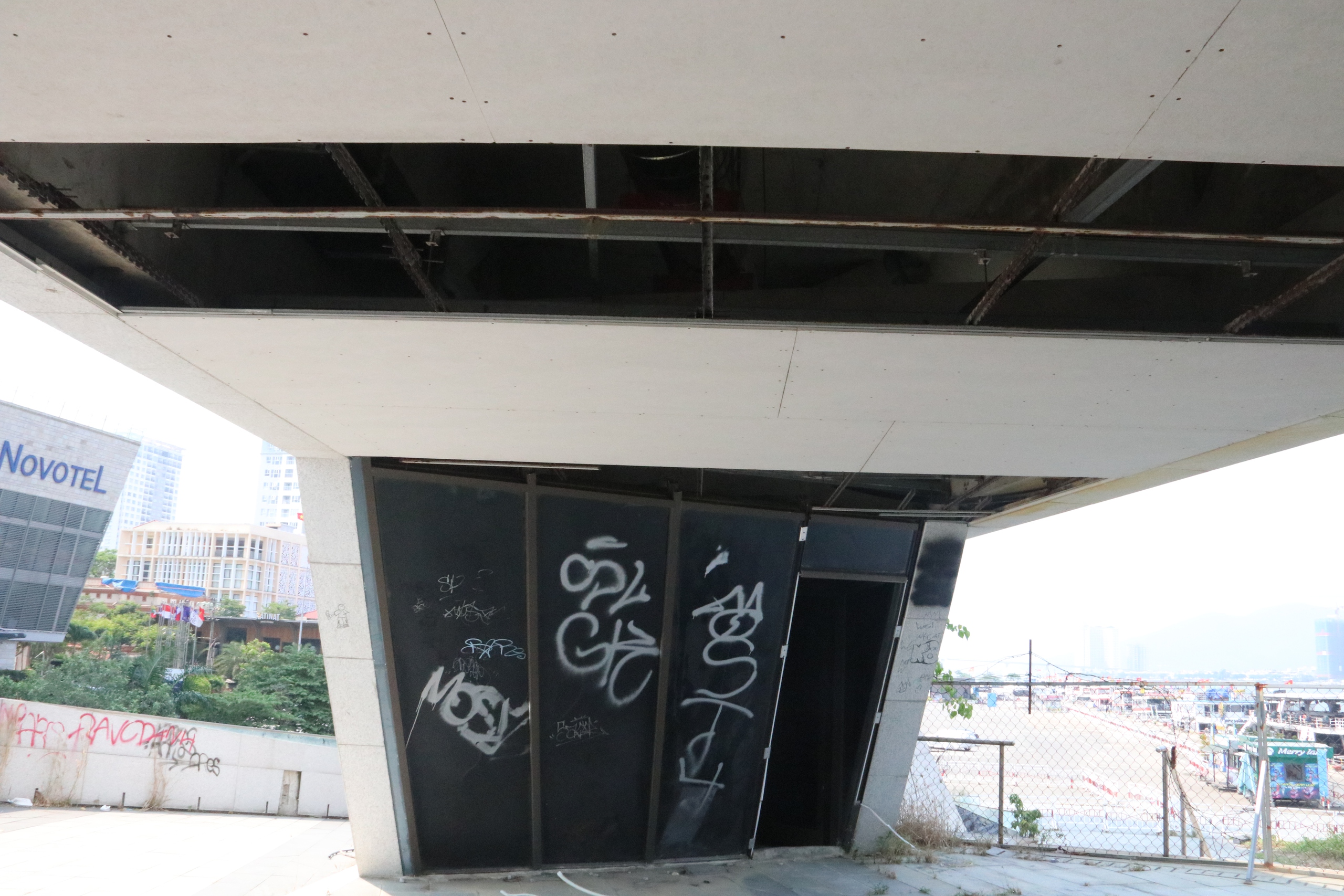 Bến du thuyền trăm tỉ của Vũ nh&ocirc;m 'ngủ qu&ecirc;n' b&ecirc;n s&ocirc;ng H&agrave;n- Ảnh 23.