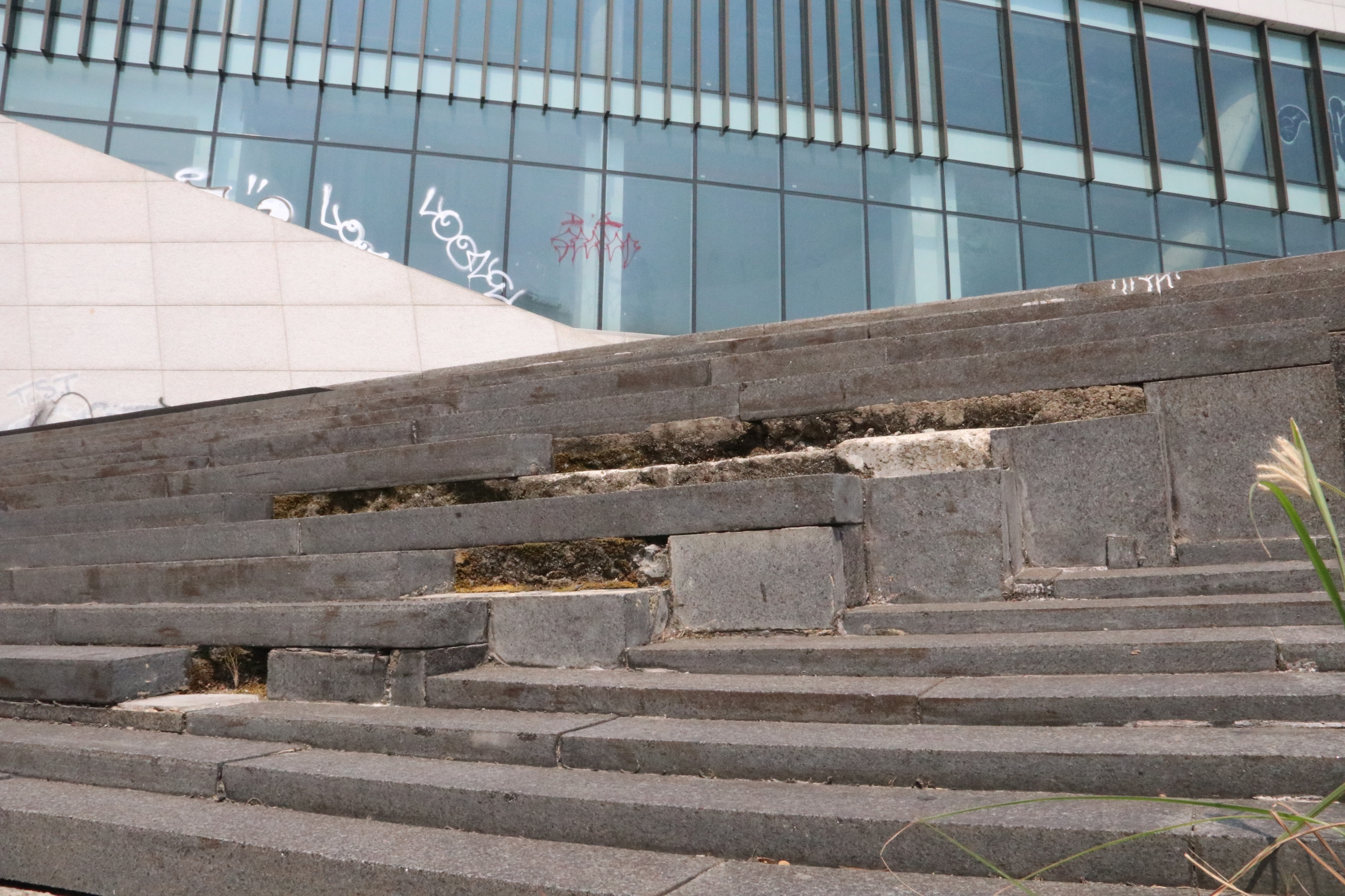 Bến du thuyền trăm tỉ của Vũ nh&ocirc;m 'ngủ qu&ecirc;n' b&ecirc;n s&ocirc;ng H&agrave;n- Ảnh 4.