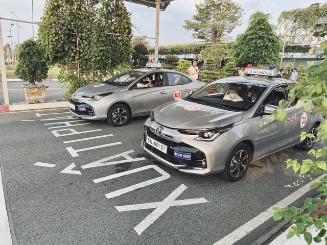 Từ 1.7, thi bằng lái ô tô được dùng xe điện, xác thực nhận diện khuôn mặt- Ảnh 1. Từ 1.7, thi bằng lái ô tô được dùng xe điện, xác thực nhận diện khuôn mặt- Ảnh 1.