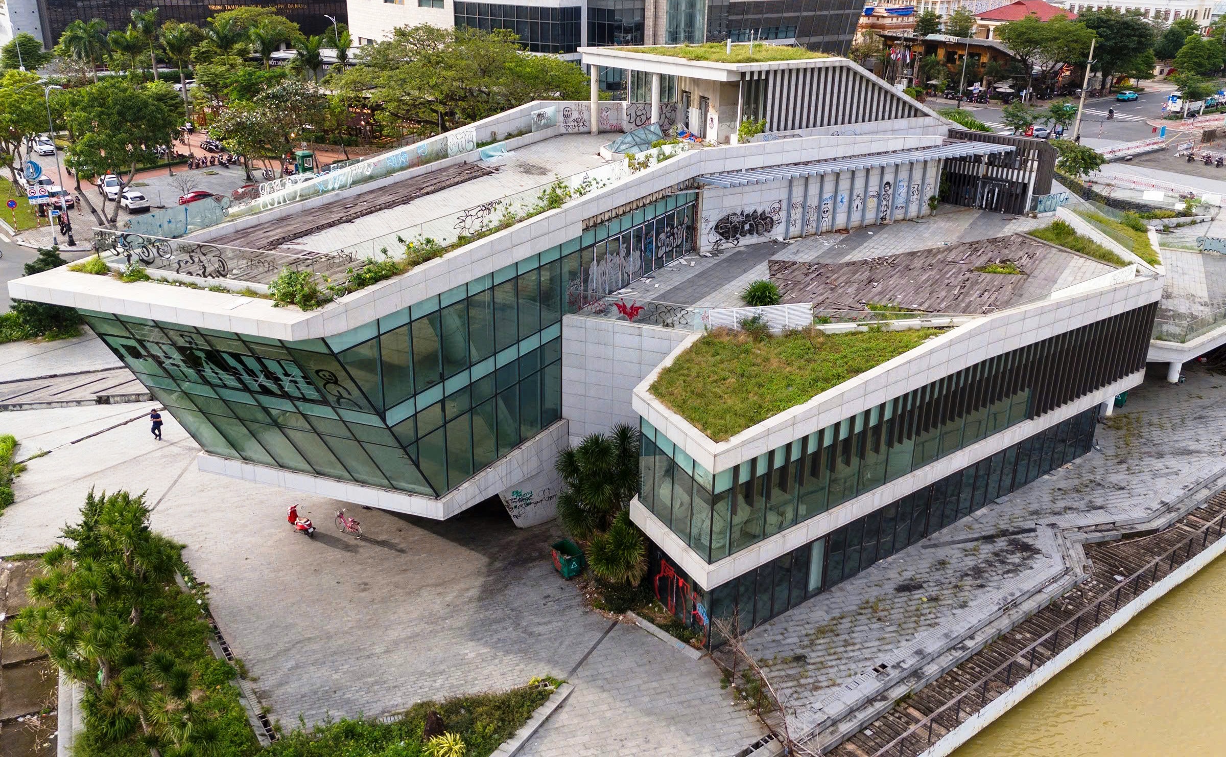 Bến du thuyền trăm tỉ của Vũ nh&ocirc;m 'ngủ qu&ecirc;n' b&ecirc;n s&ocirc;ng H&agrave;n- Ảnh 6.