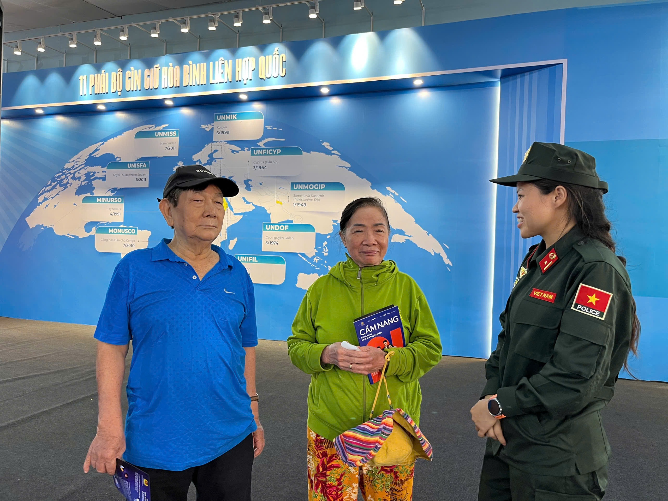 Triển l&atilde;m Tổ quốc b&igrave;nh y&ecirc;n: 'Chạm' v&agrave;o lịch sử bằng c&ocirc;ng nghệ v&agrave; tr&aacute;i tim- Ảnh 3.