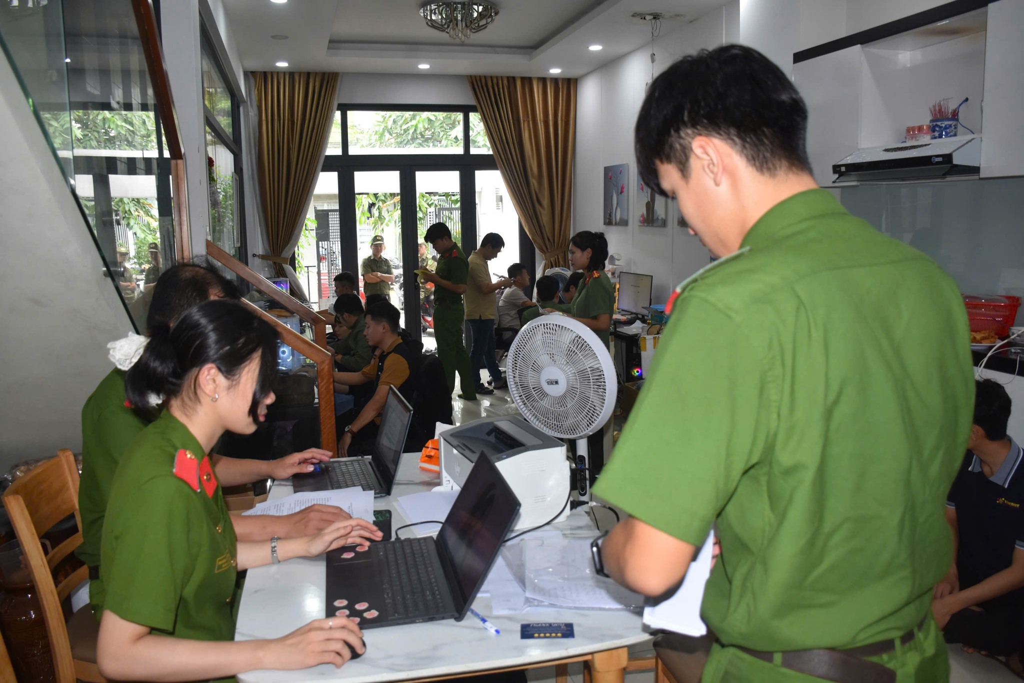 'L&aacute; chắn th&eacute;p' bảo vệ ch&iacute;nh quyền điện tử Đ&agrave; Nẵng trước tấn c&ocirc;ng mạng- Ảnh 5.