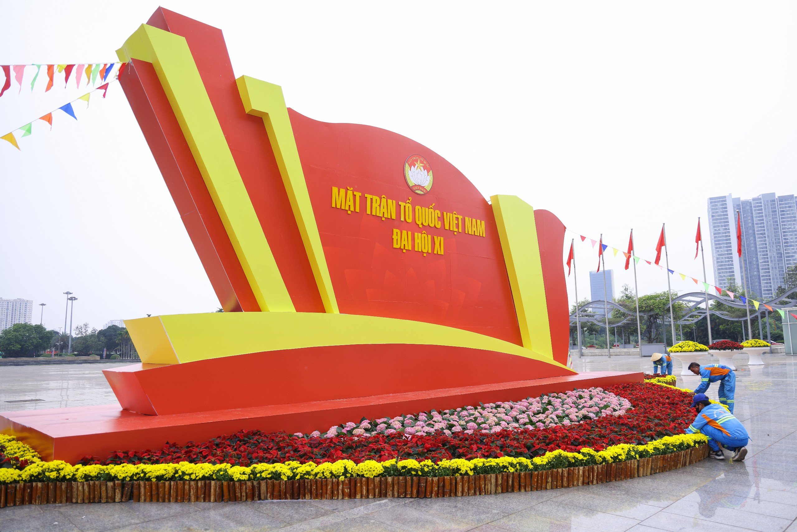 Ngày làm việc đầu tiên Đại hội MTTQ Việt Nam hiệp thương cử Đoàn Chủ tịch- Ảnh 1. Ngày làm việc đầu tiên Đại hội MTTQ Việt Nam hiệp thương cử Đoàn Chủ tịch- Ảnh 1.
