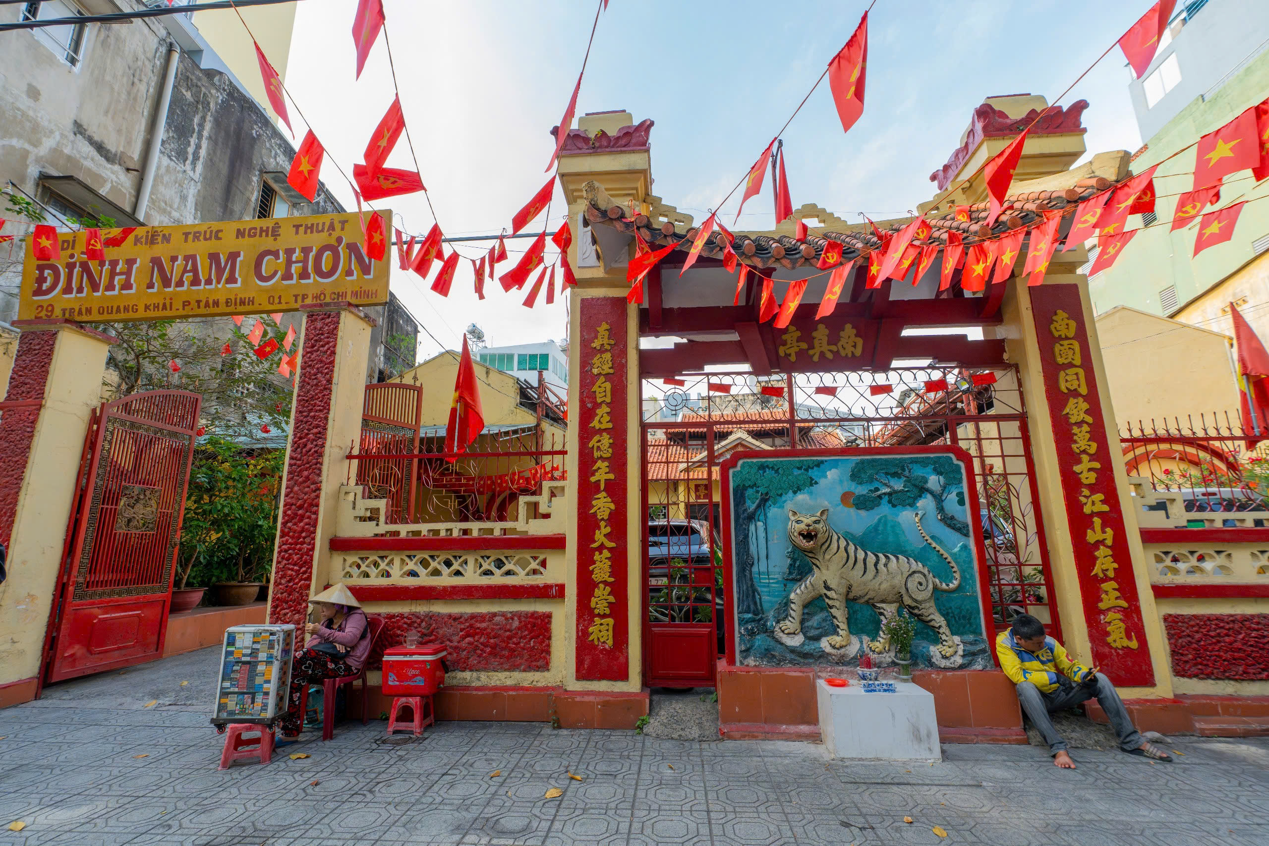 Ngôi đình giữa trung tâm TP.HCM giữ nguyên vẹn 5 sắc phong triều Nguyễn hơn 170 năm - Ảnh 9.